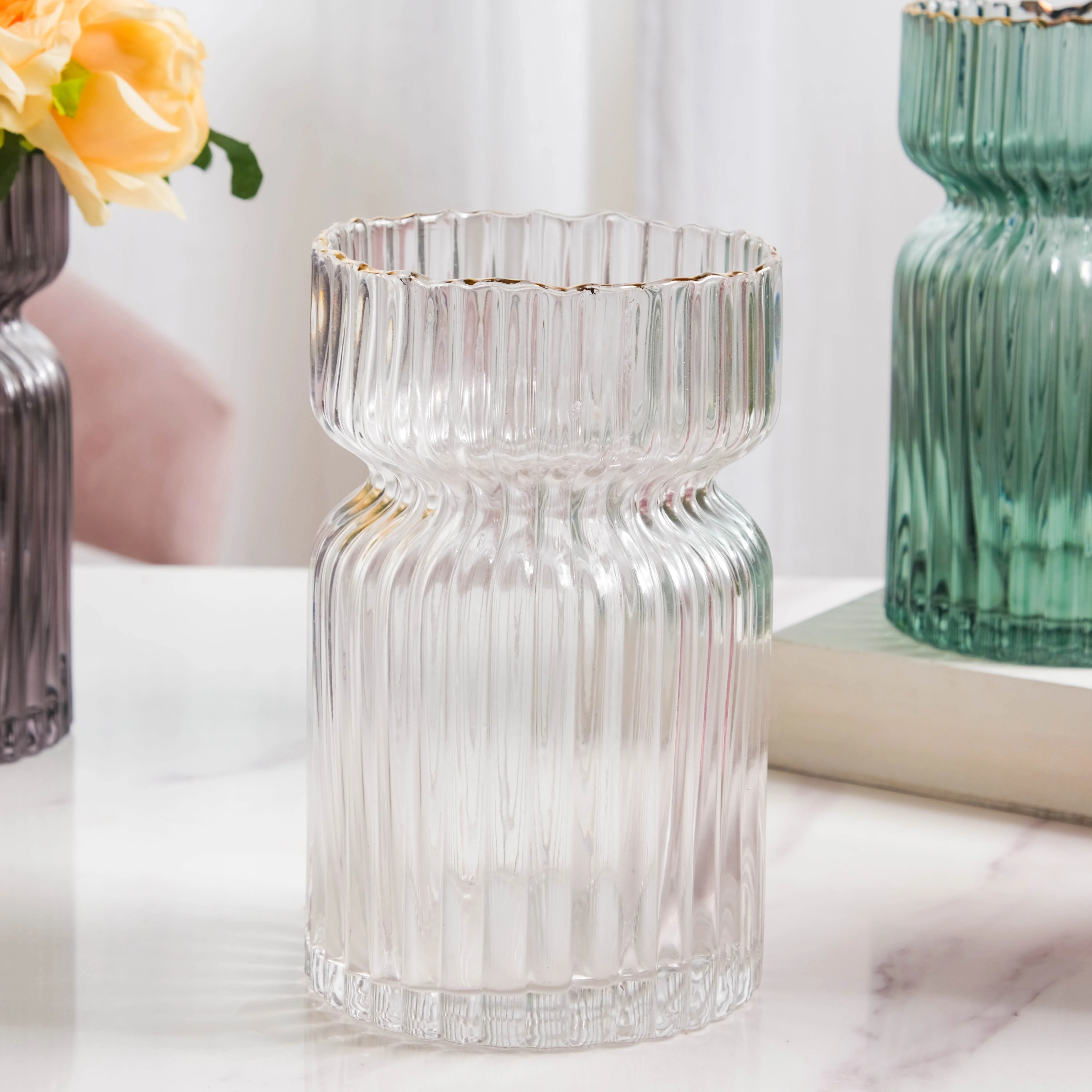 Hourglass Vase - Image 6