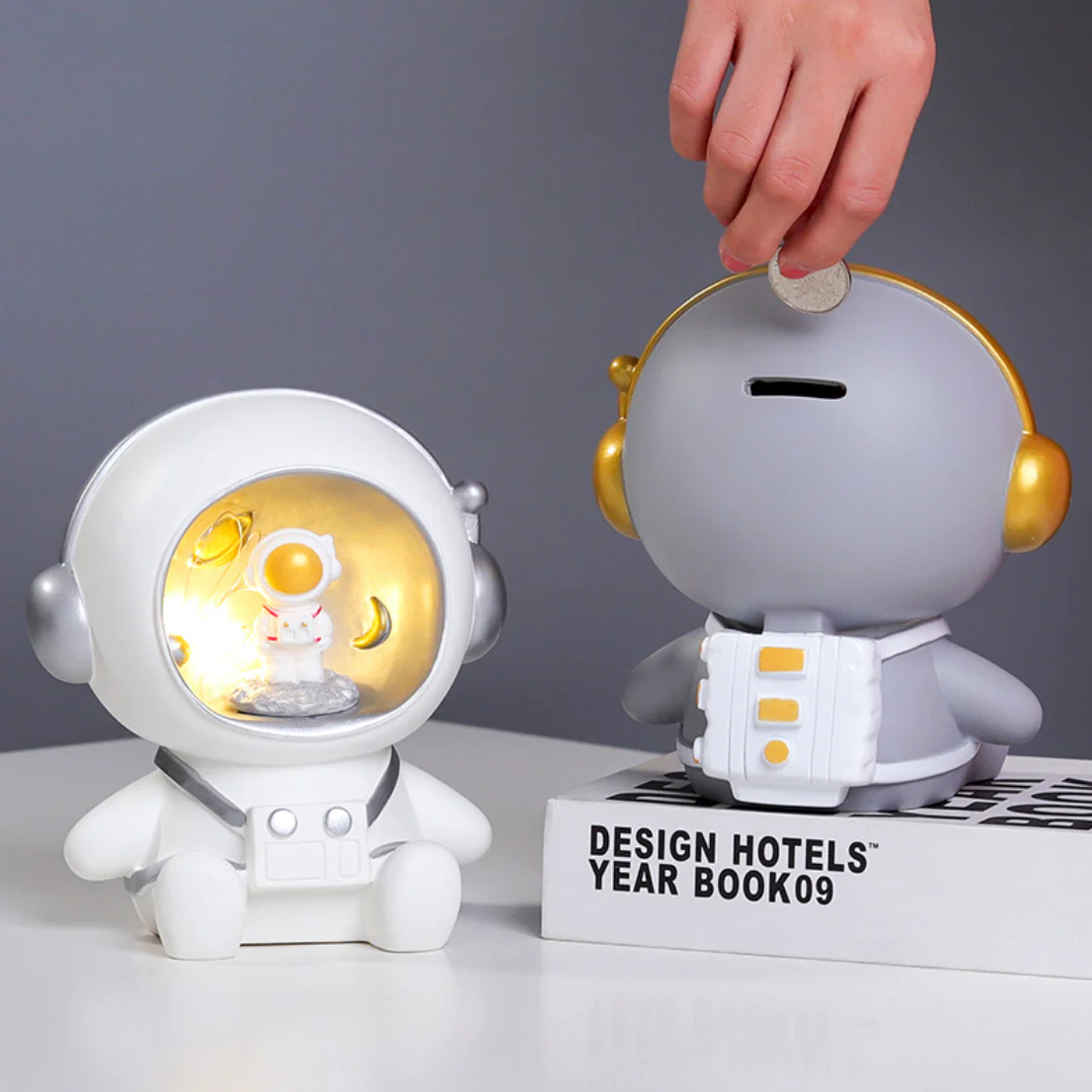 Inception Astronaut Showpiece - Image 2