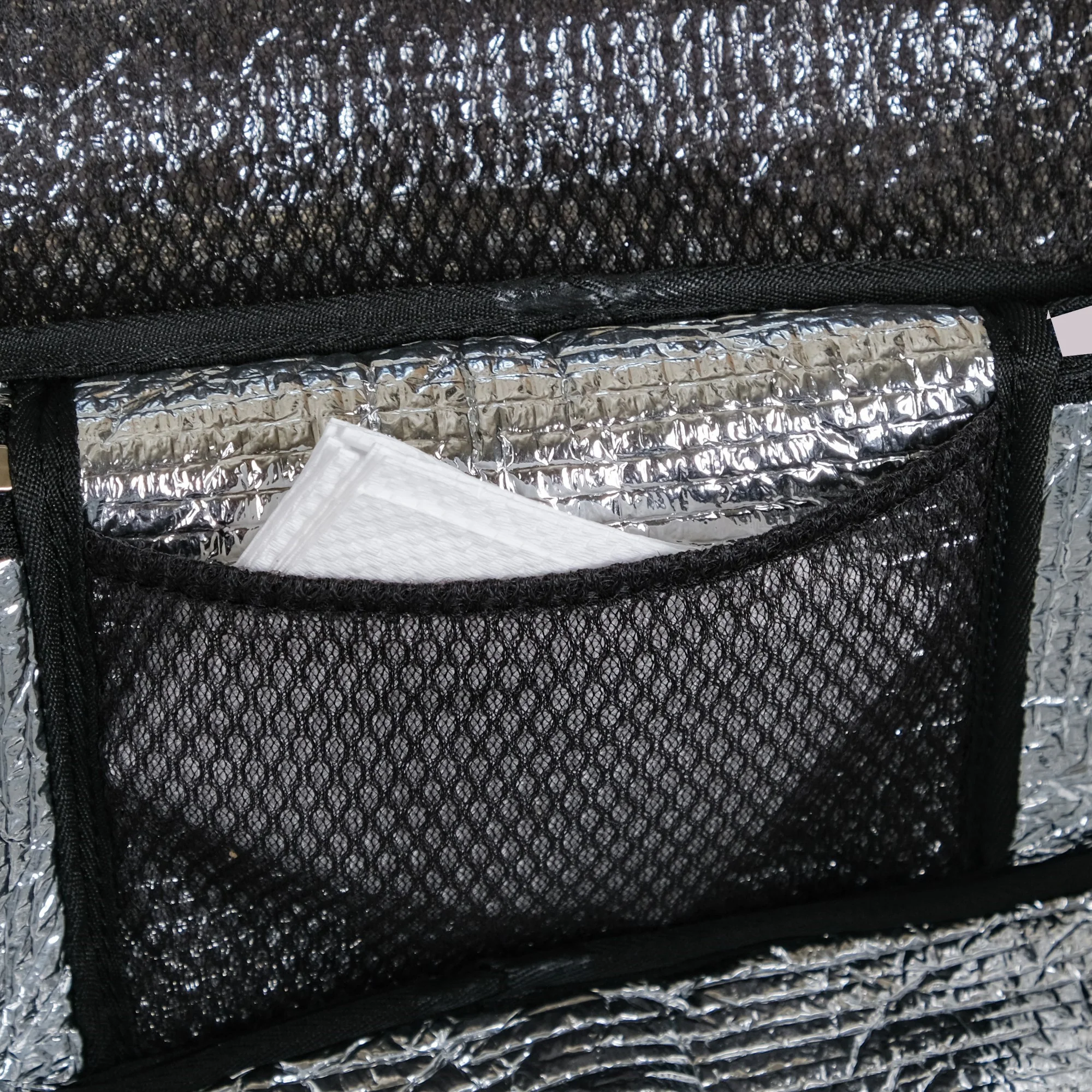 Insulated Lunch Bag With Microwave Safe Boxes - Image 8