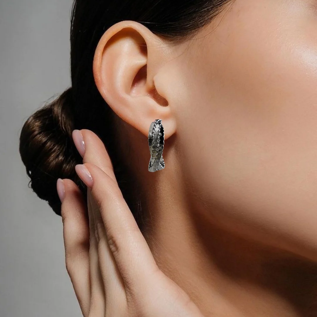 Interwoven Black Ridge Hoops - Image 6