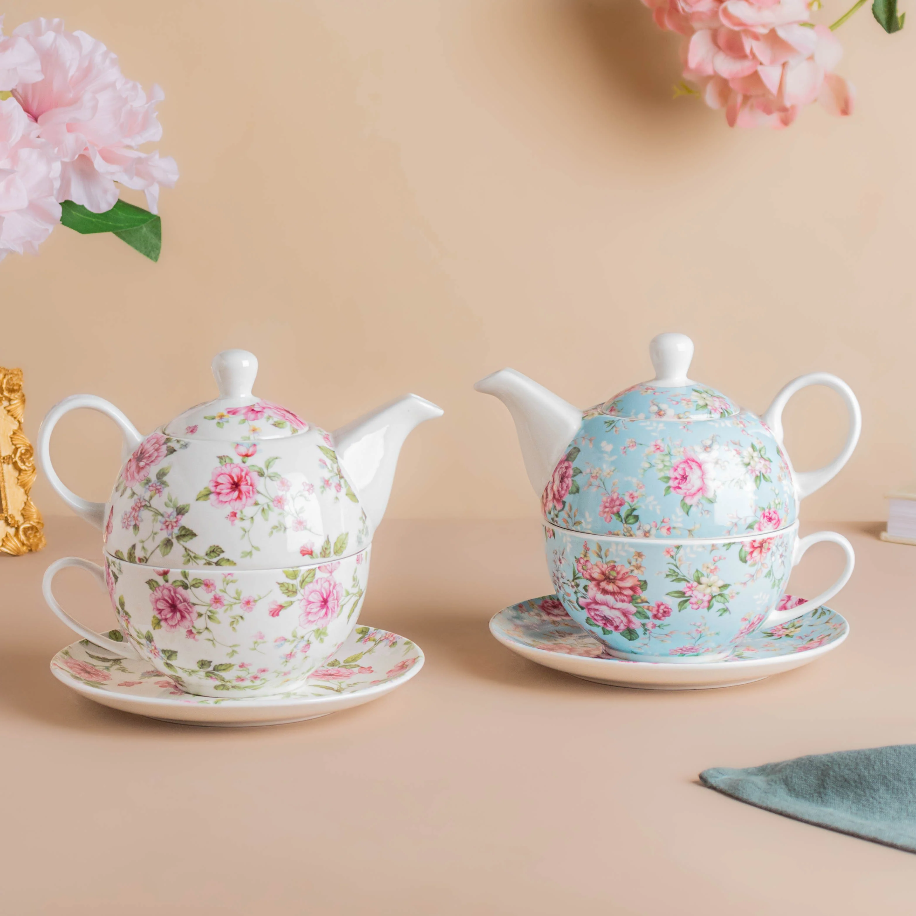 JARDIN Floral Teapot Cup and Saucer - Image 4