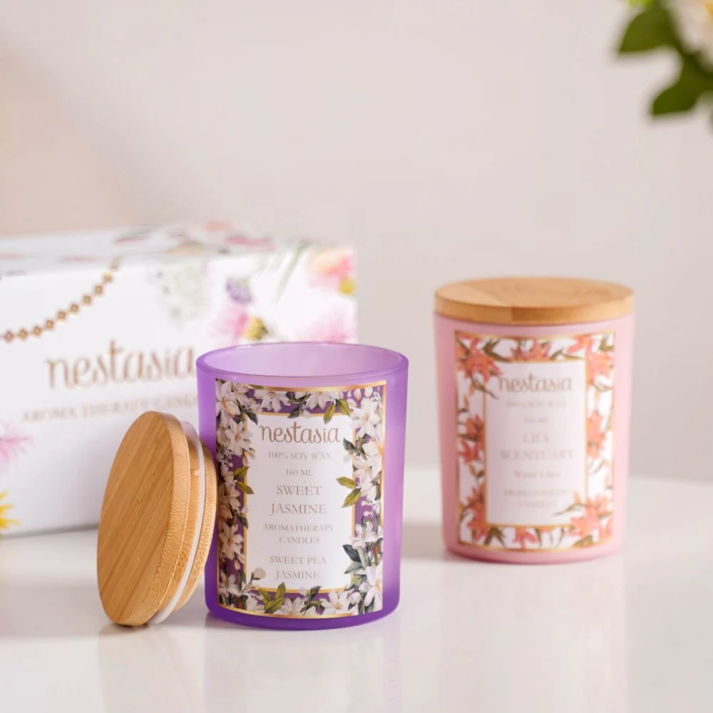Jasmine & Lily Soy Wax Scented Candles Set Of 2 - Image 4