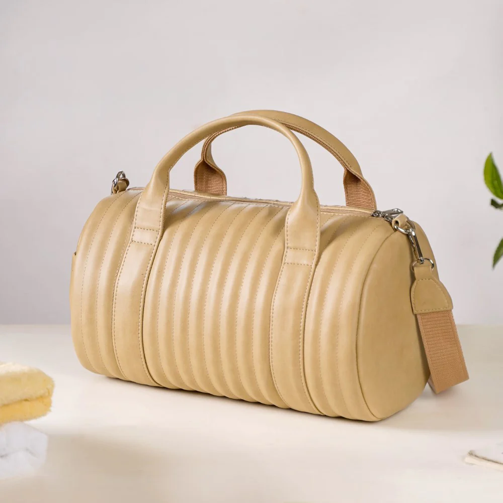 Jet-Setter Duffle Bag Beige Small 14x7 Inch - Image 16