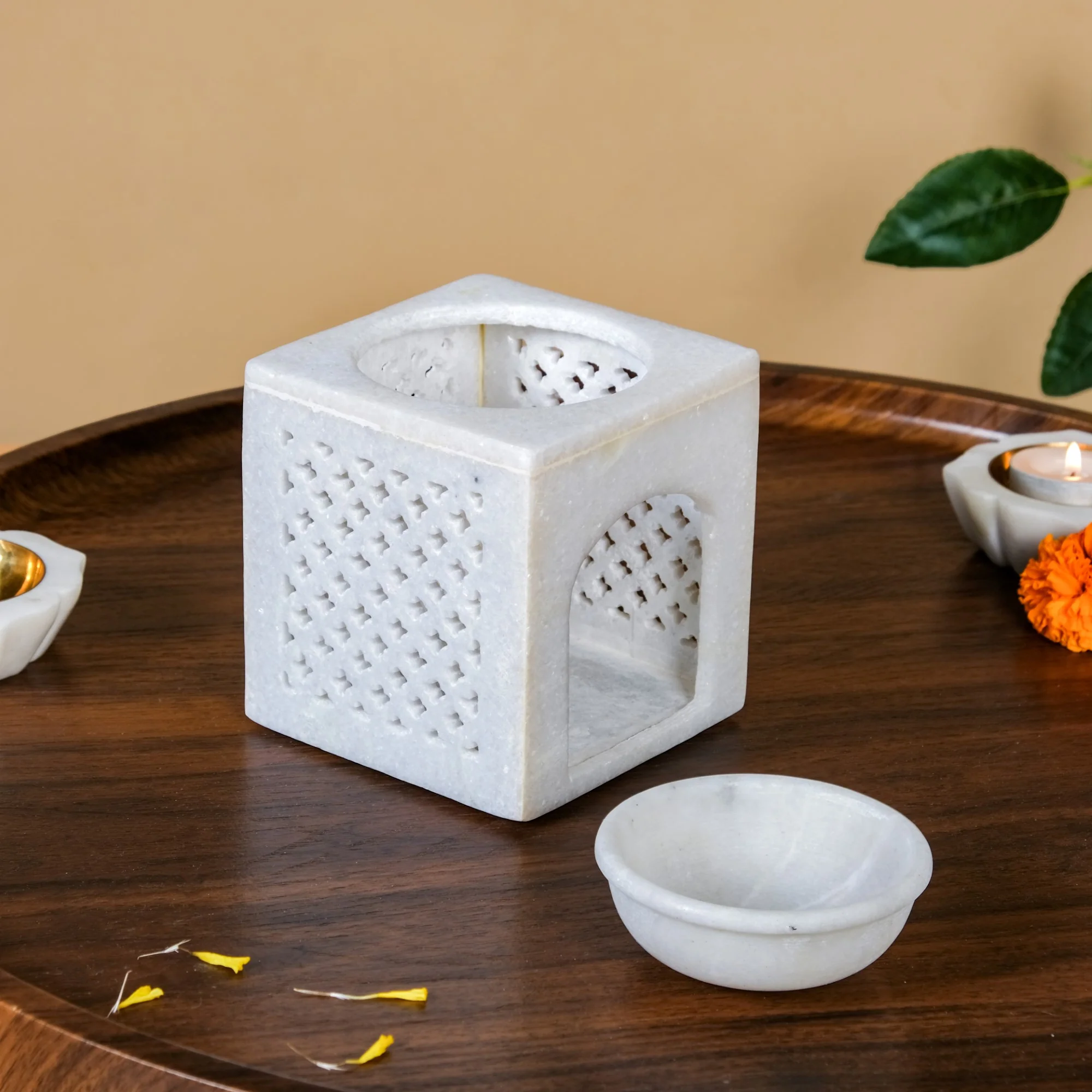 Jharokha Artistry Marble Diffuser - Image 6