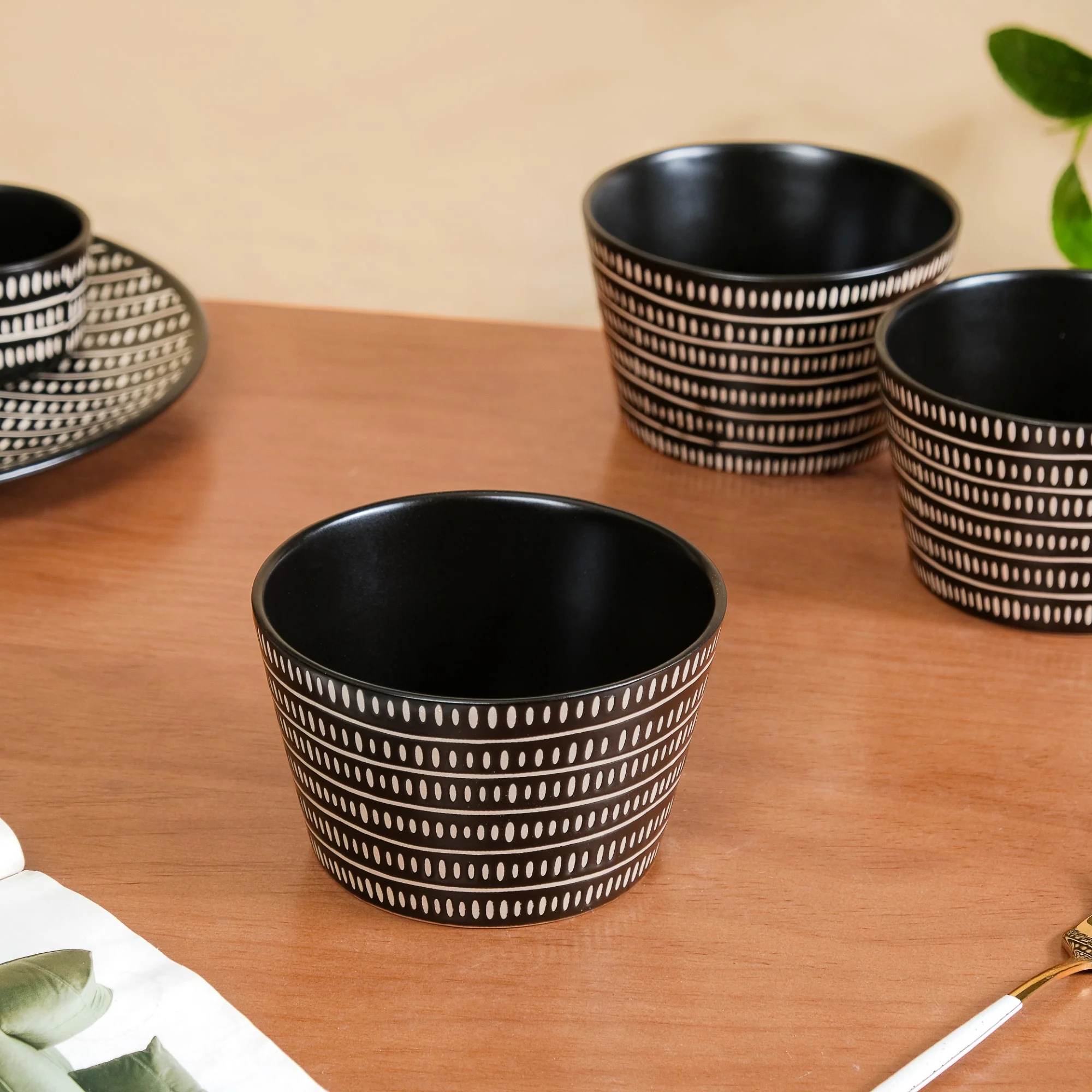 Kuro Ceramic Serving Bowl Set Of 6 600ml - Image 7