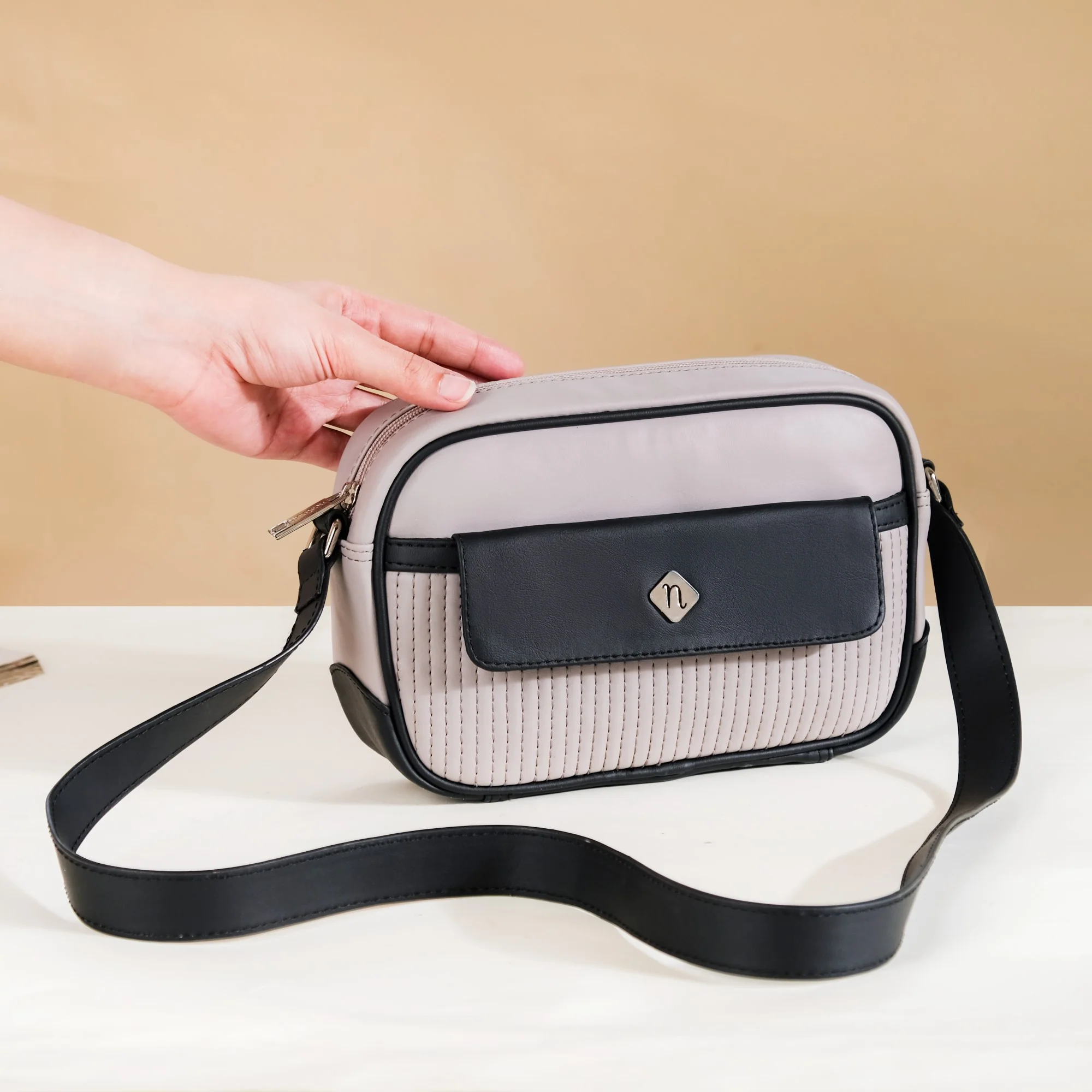 La Fusion Sling Bag Purse For Women Grey - Image 8