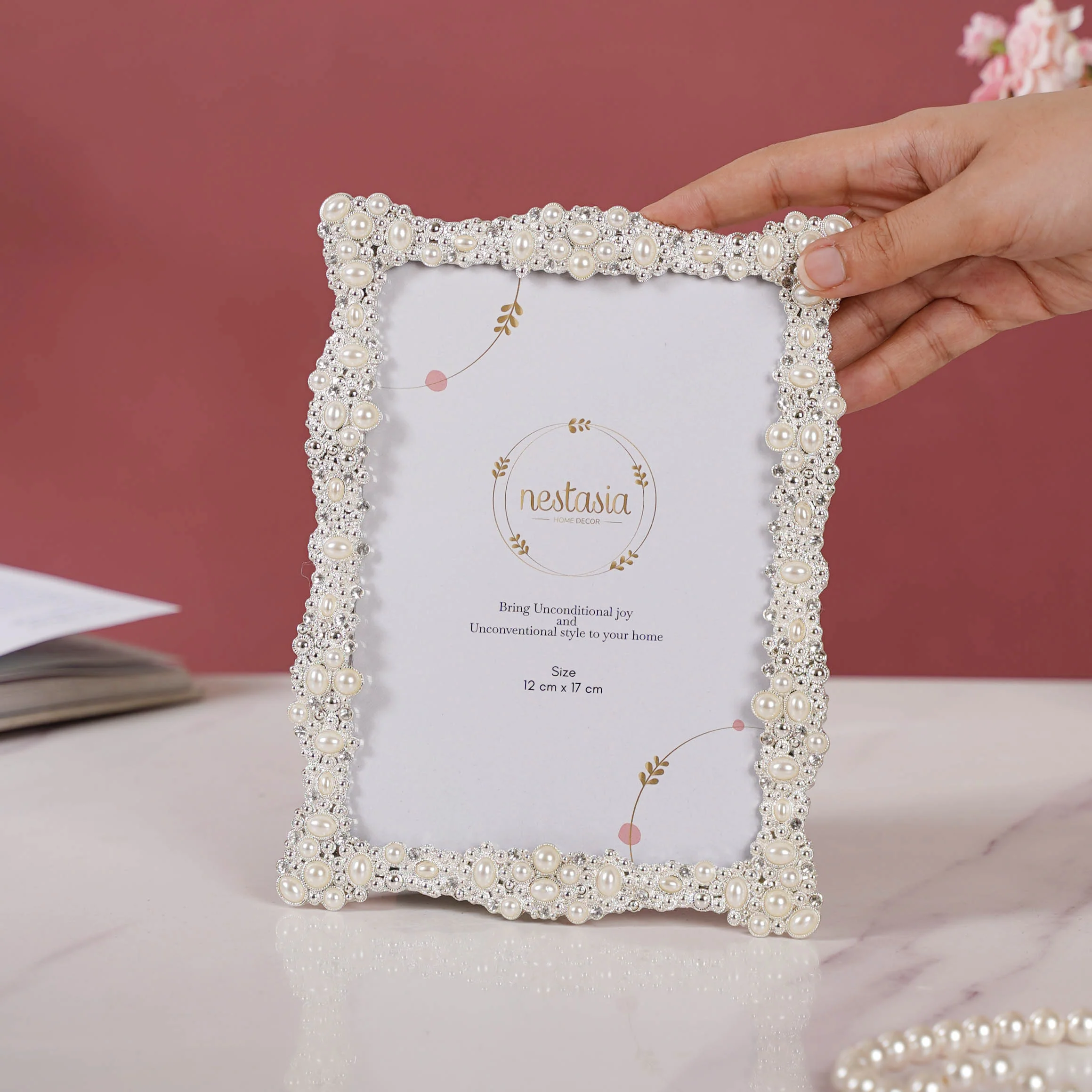 La Memoire Silver Photo Frame Large - Image 3
