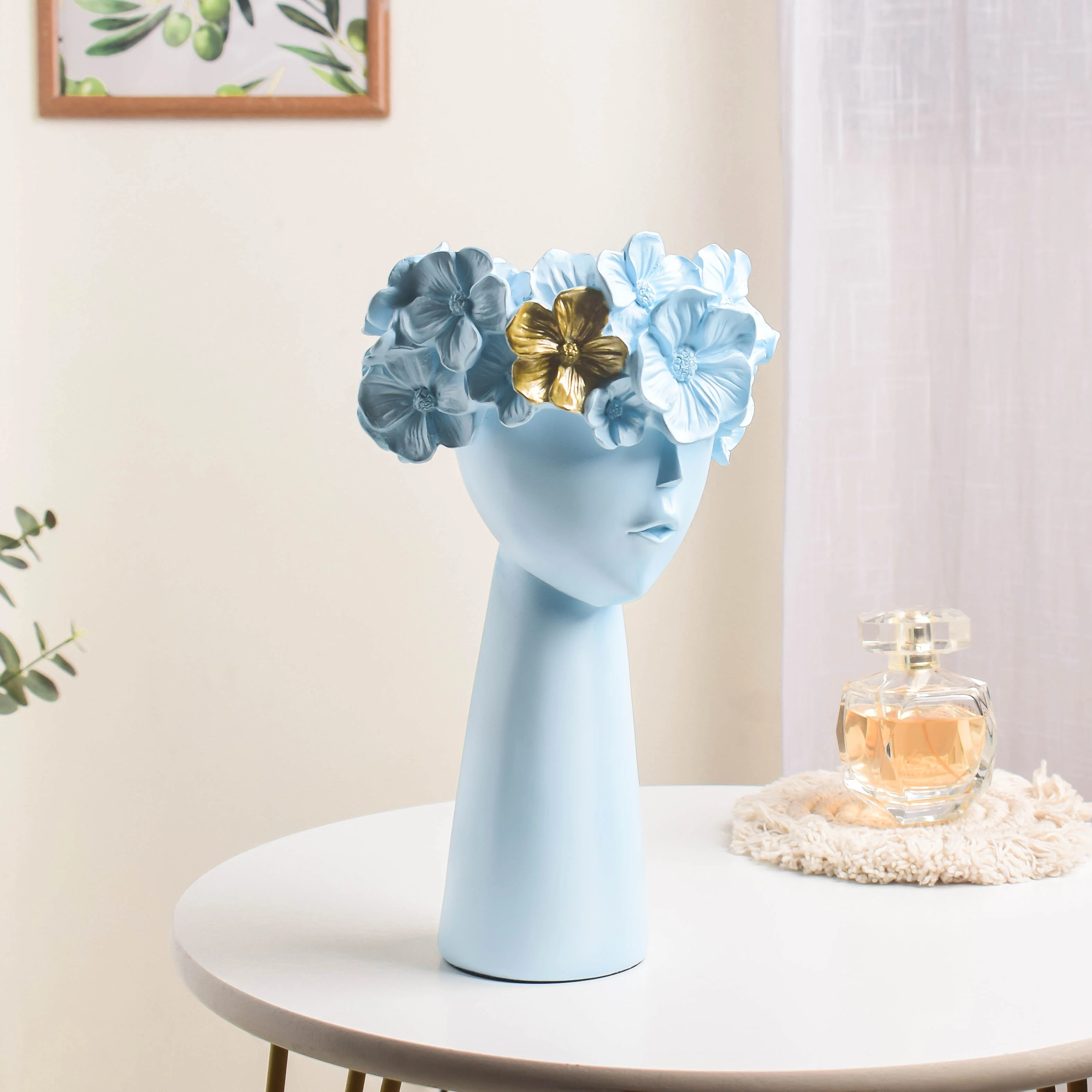 Charming Lady Blue Vase - Image 3