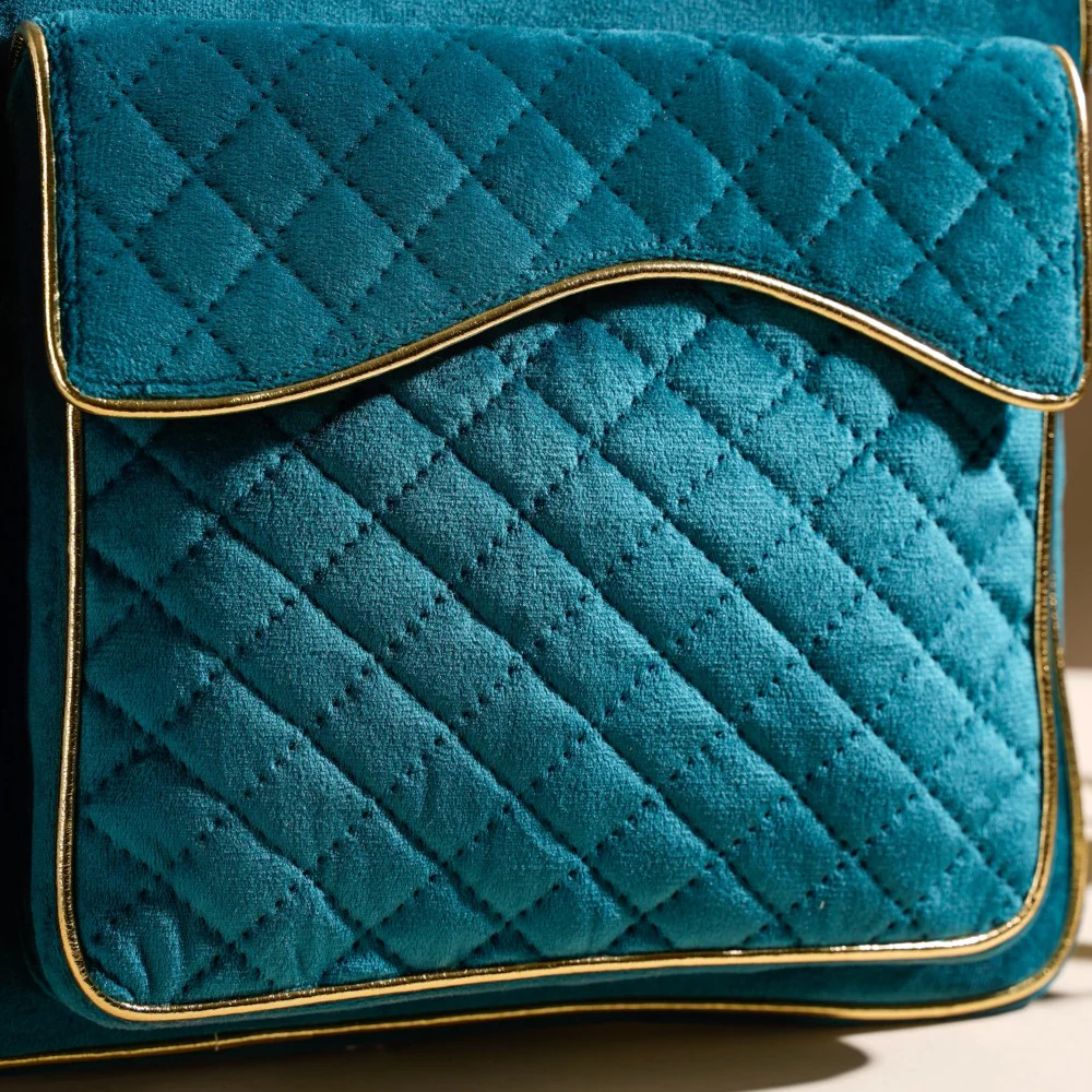 Laptop Bag Luxe Velvet Sleek Dark Green 14 x 10.5 Inch - Image 11