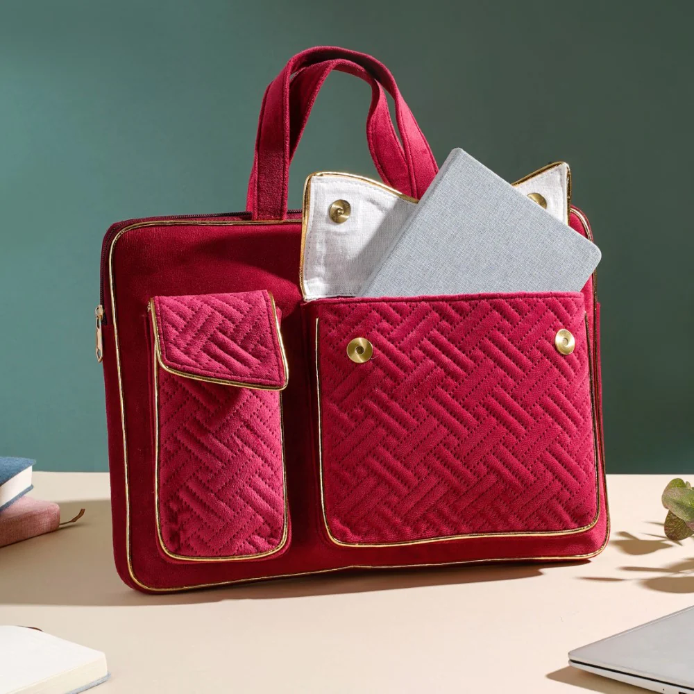 Laptop Bag Luxe Velvet Sleek Magenta Pink 14 x 10.5 Inch - Image 7