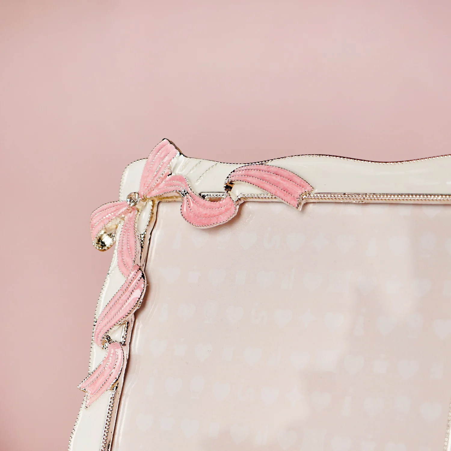Large Blush Bow Photo Frame 13x18cm - Image 2