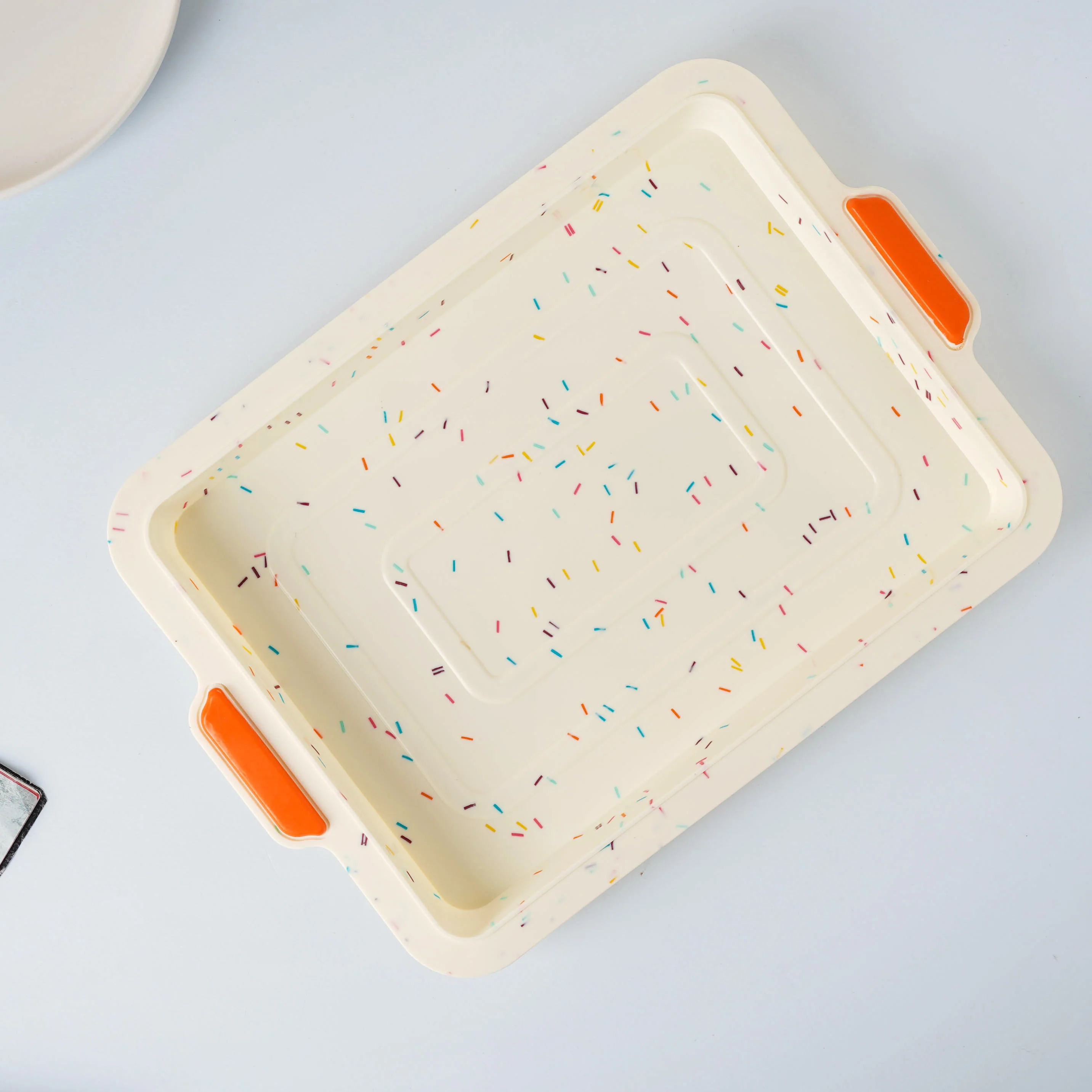 Large Cake Mould - Image 6