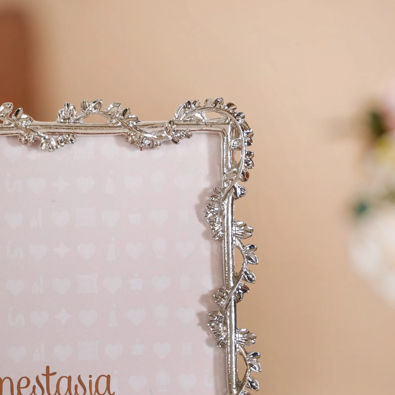 Large Silver Winding Leaf Picture Frame 13x18cm - Image 6