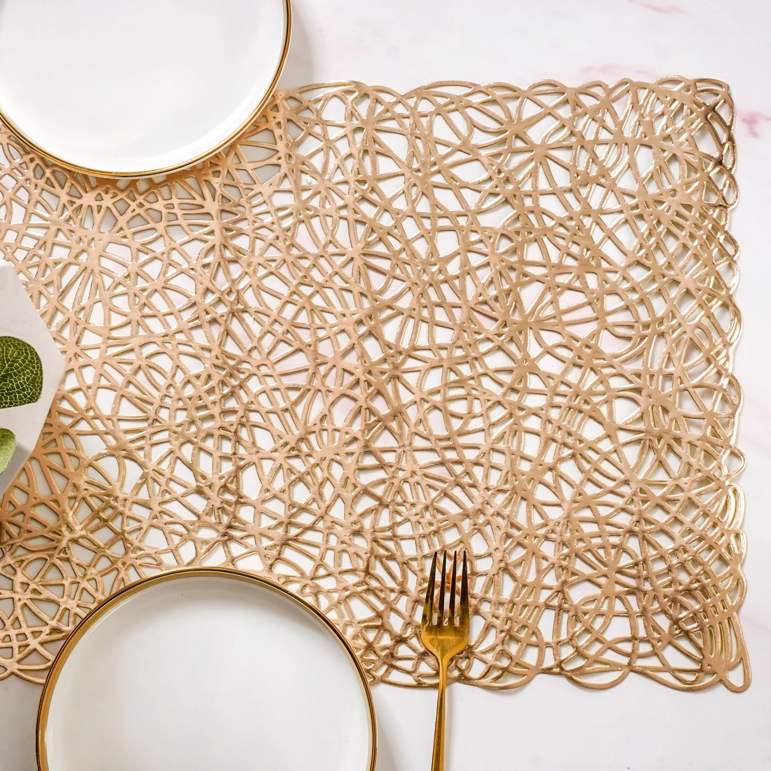 Laser Cut Style Table Runner Gold 90x35cm - Image 5
