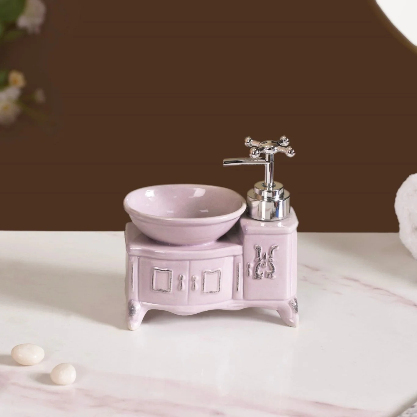 Lavender Sink Shaped Soap Dispenser - Image 4