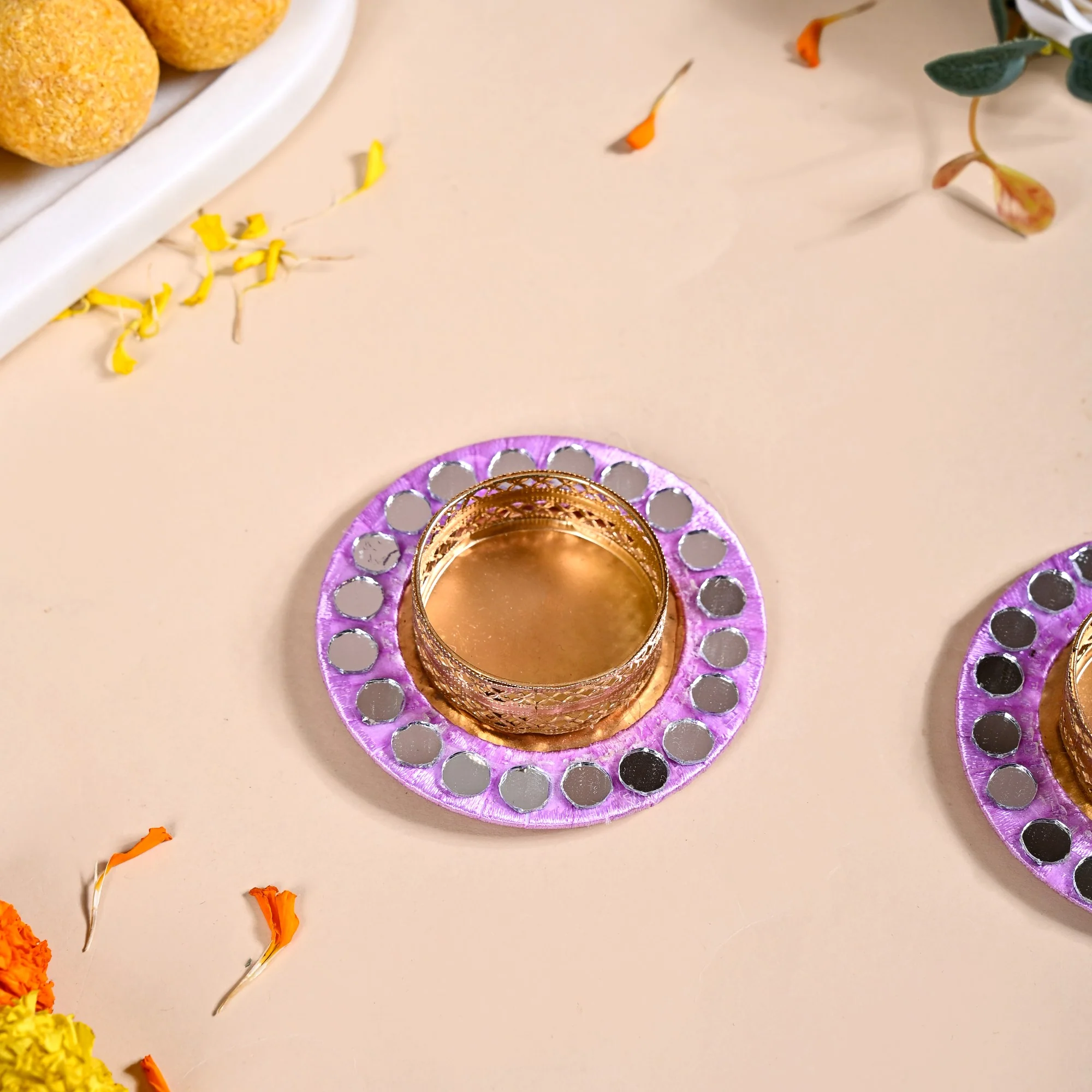 Lavender Tealight Holders With Mirror Decoration Set Of 6 - Image 8