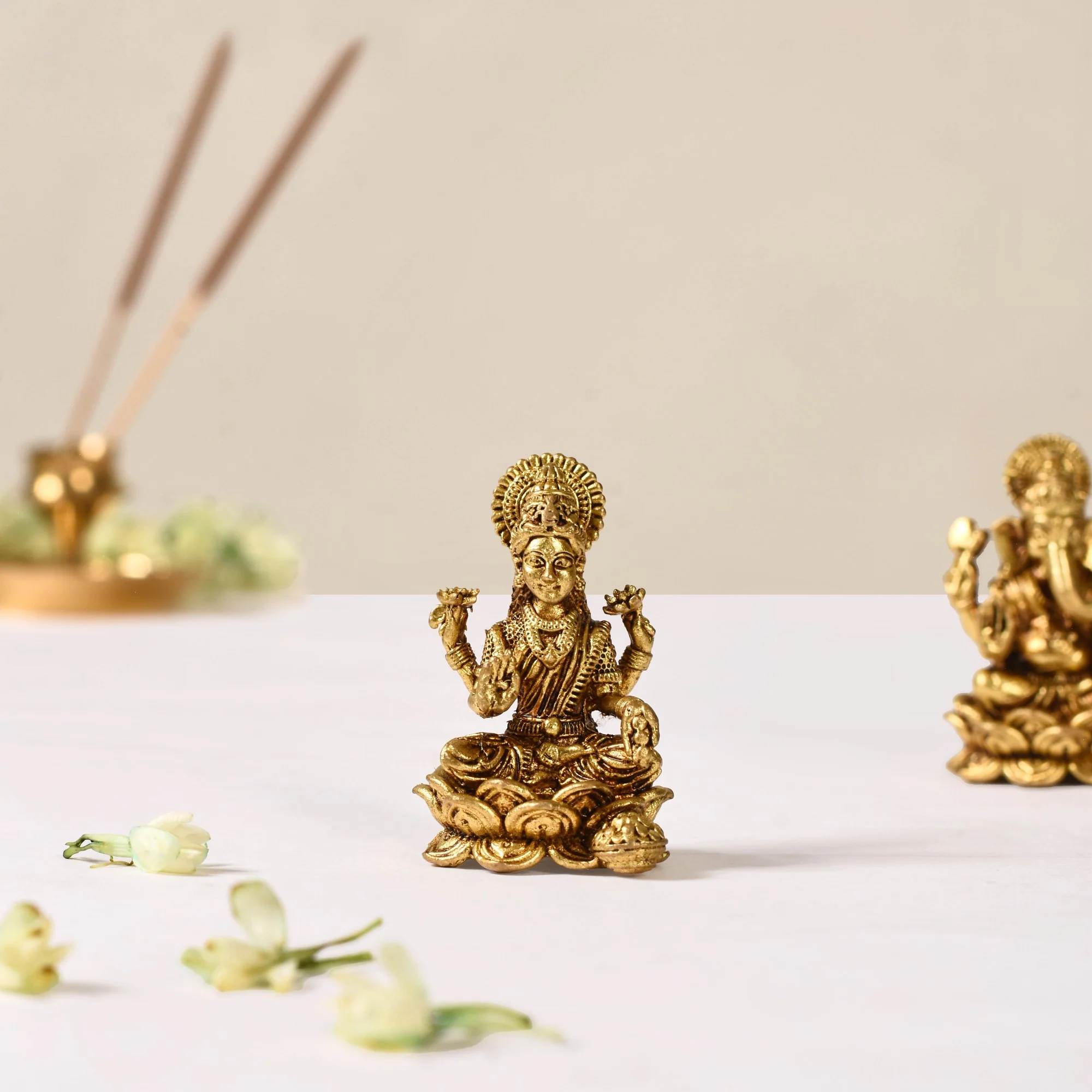 Laxmi And Ganpati Pure Brass Idol Set Of 2 4cm - Image 7