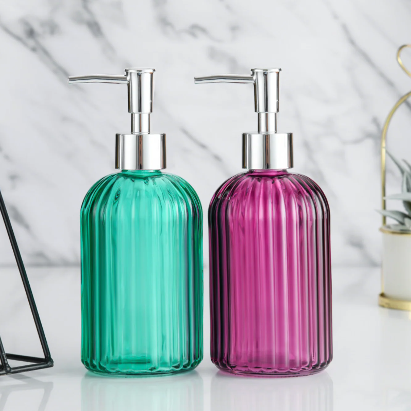 Lea Green Glass Dispenser With Nozzle - Image 9