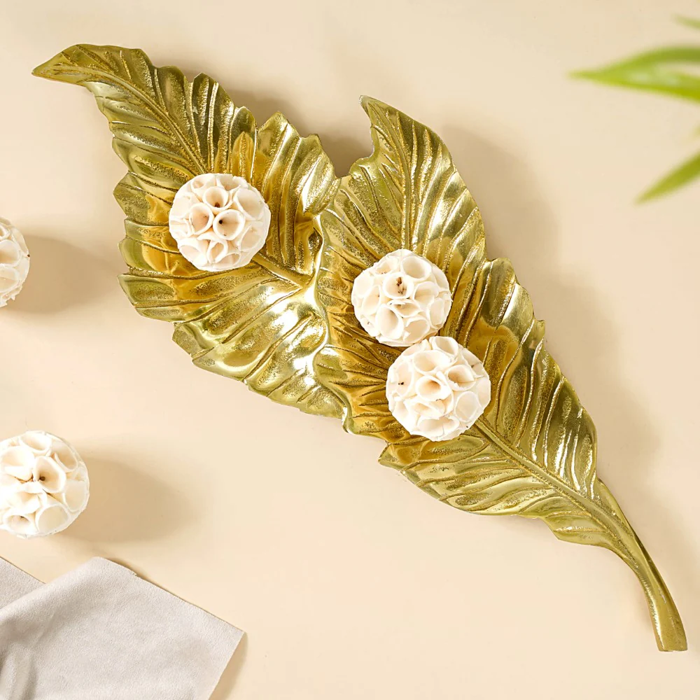 Leaf Platter For Table Decor Gold 20 Inch - Image 3
