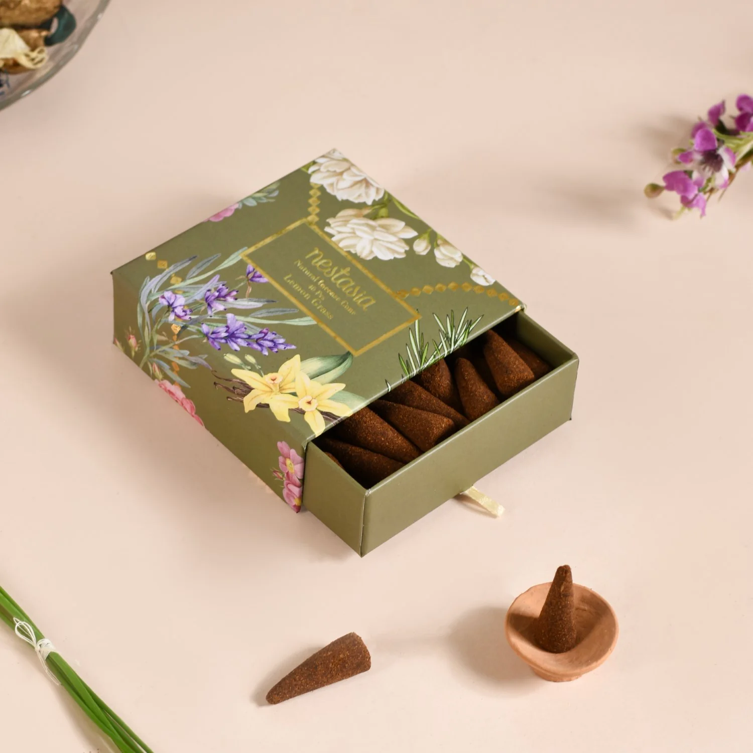 Lemongrass Aromatic Incense Cones Pack Of 40 - Image 2