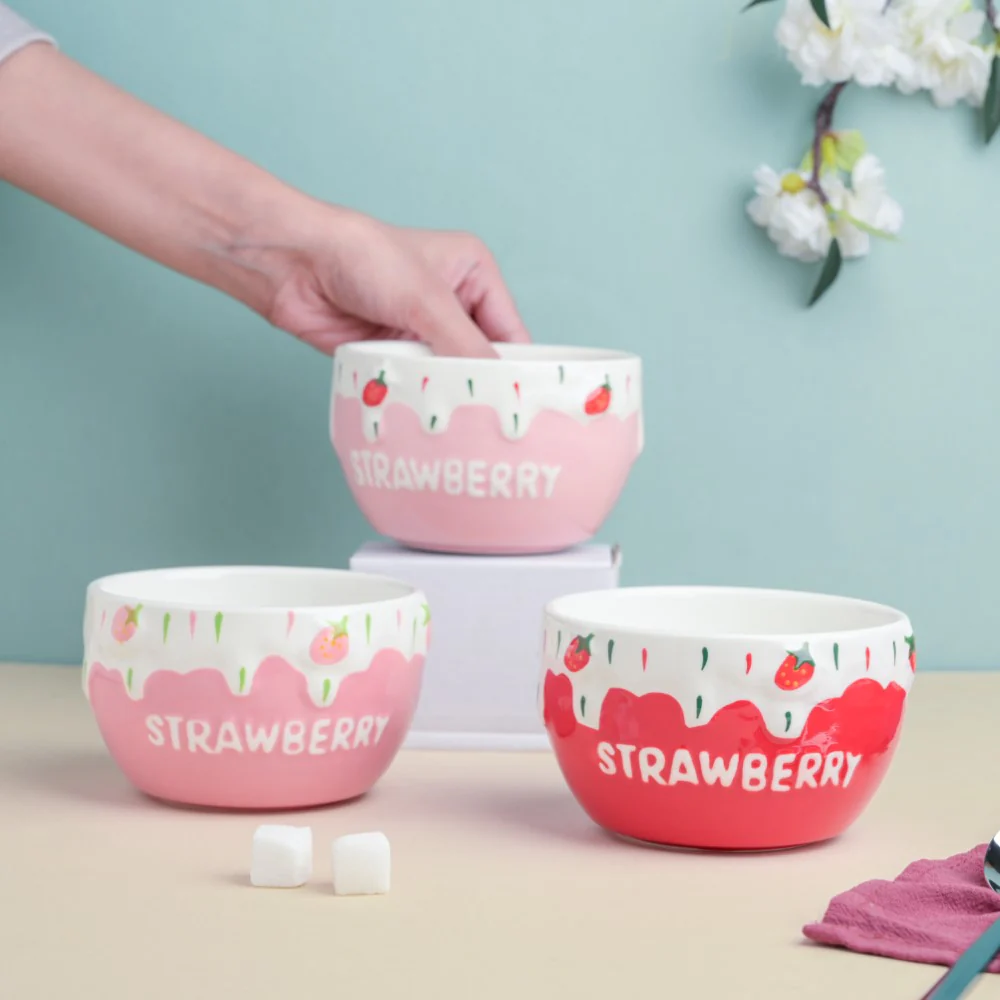 Light Pink Strawberry Side Bowl 400 ml - Image 6