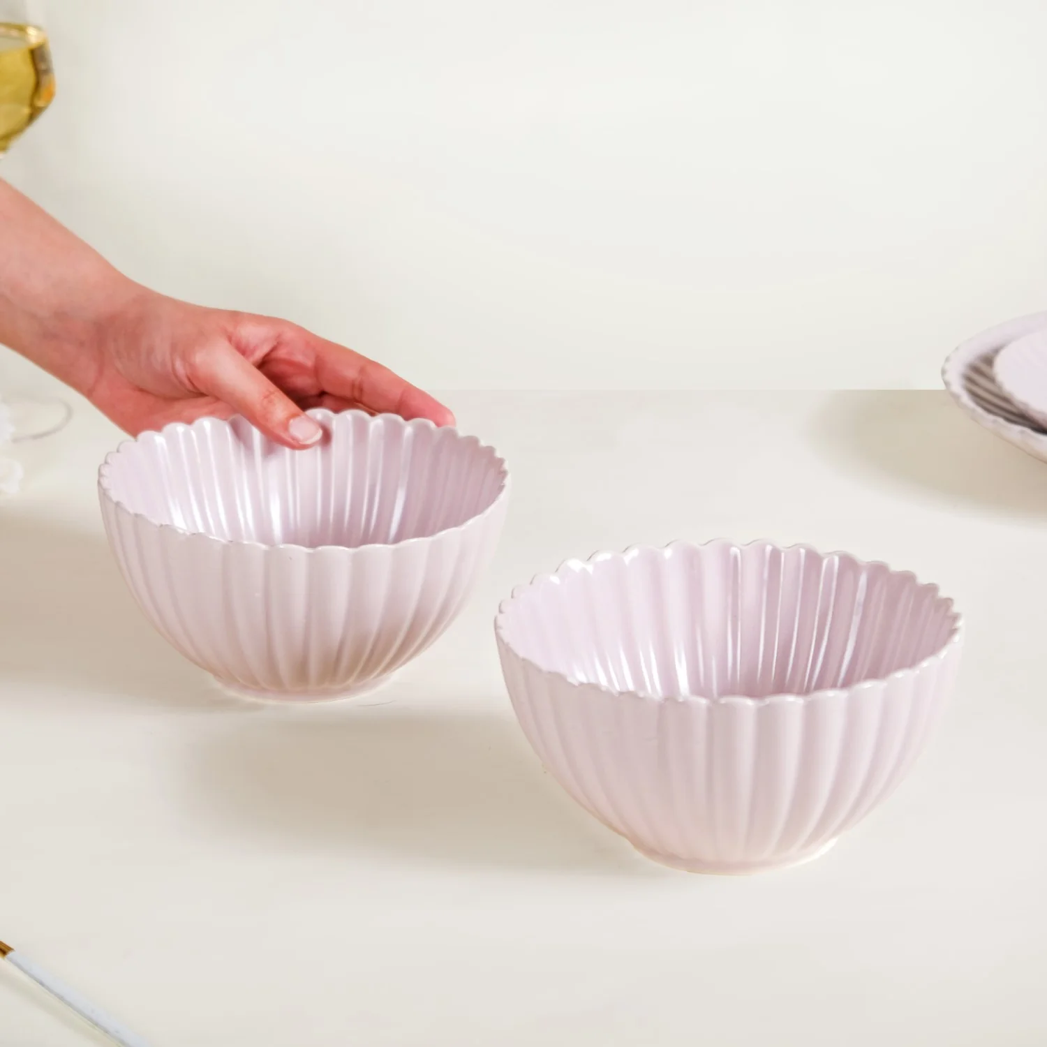 Lilac Scallop Serving Bowls Set Of 2 Small 800ml - Image 3