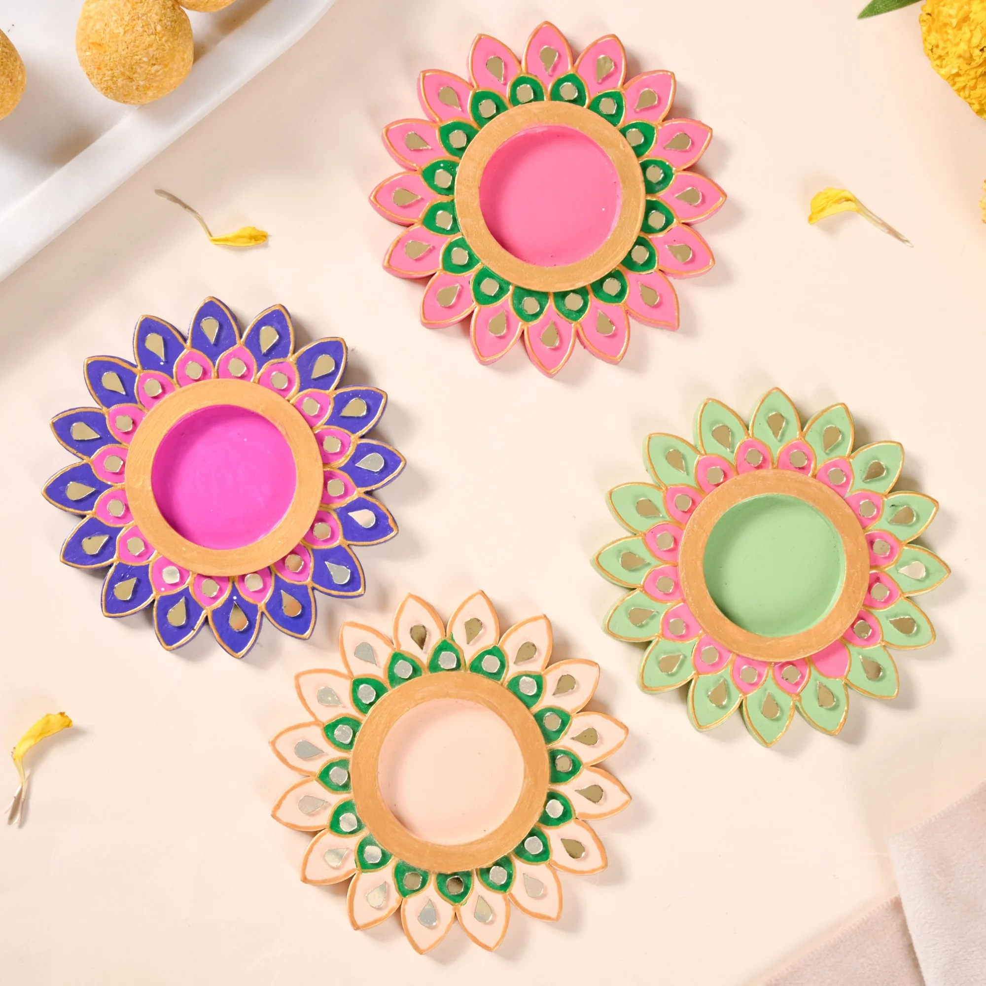 Lippan Art Mirrorwork Vibrant Flower Tealight Holders Set Of 4 - Image 7