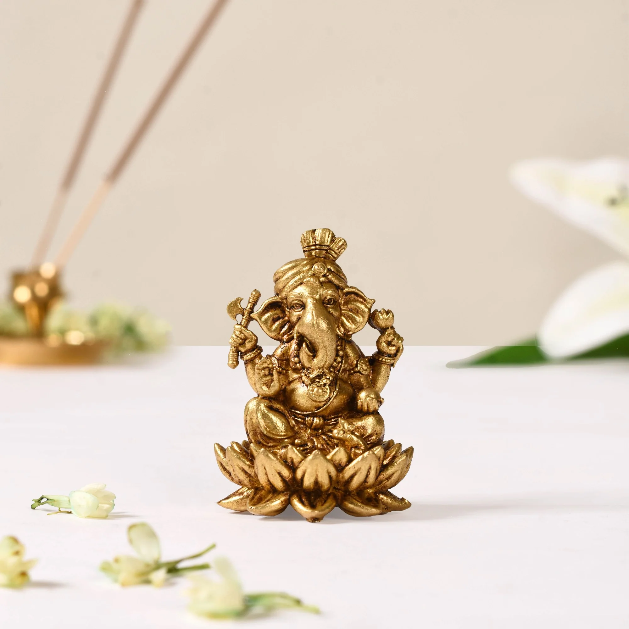 Lord Ganpati Brass Idol With Temple Jewellery Finish 5cm - Image 7