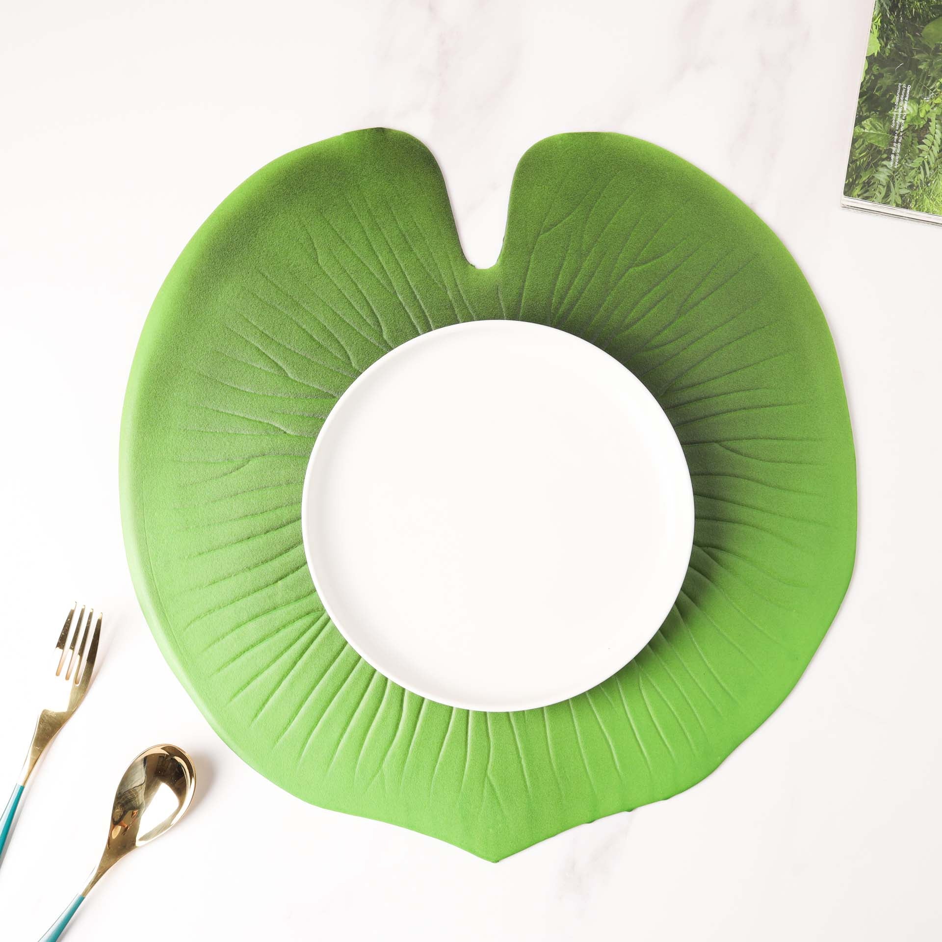 Lotus Leaf Placemat Set of 2 - Image 4
