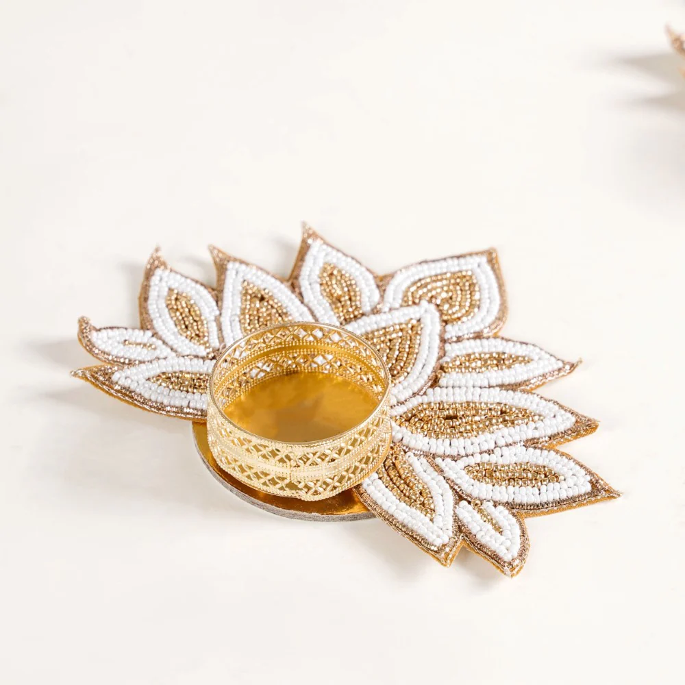 Lotus Tealight Candle Holder Set of 4 White - Image 4