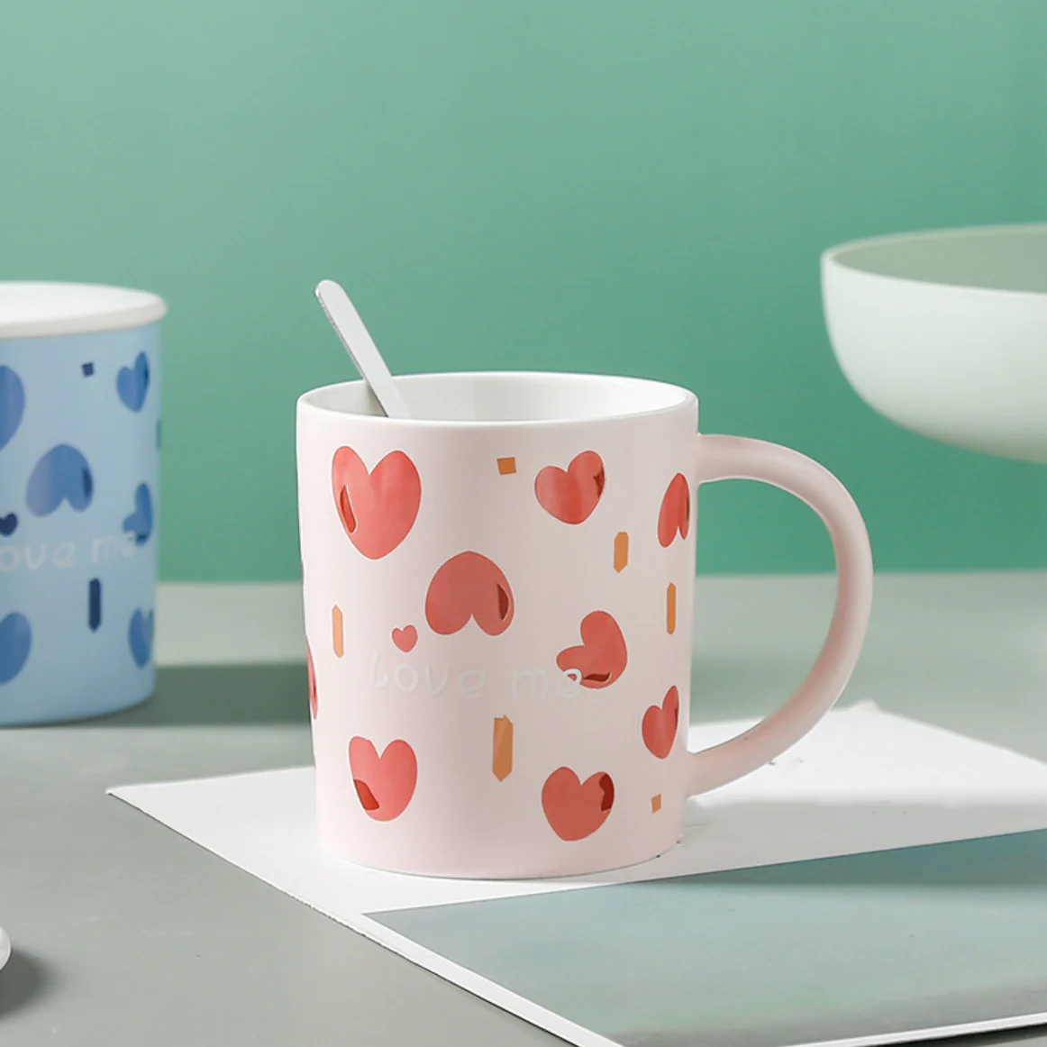 Love Design Mug with Lid