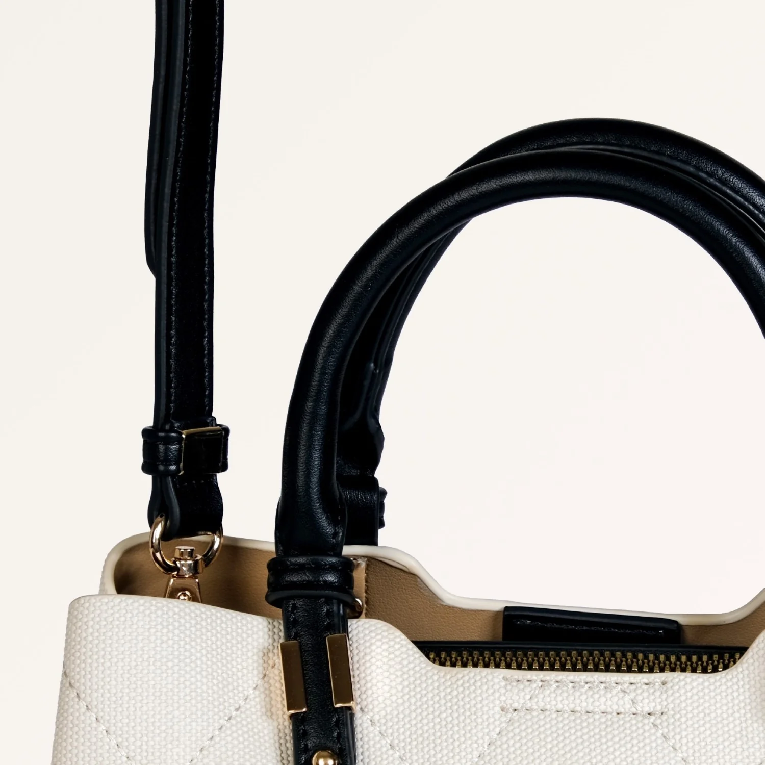 Luma Black And White Handbag - Image 11