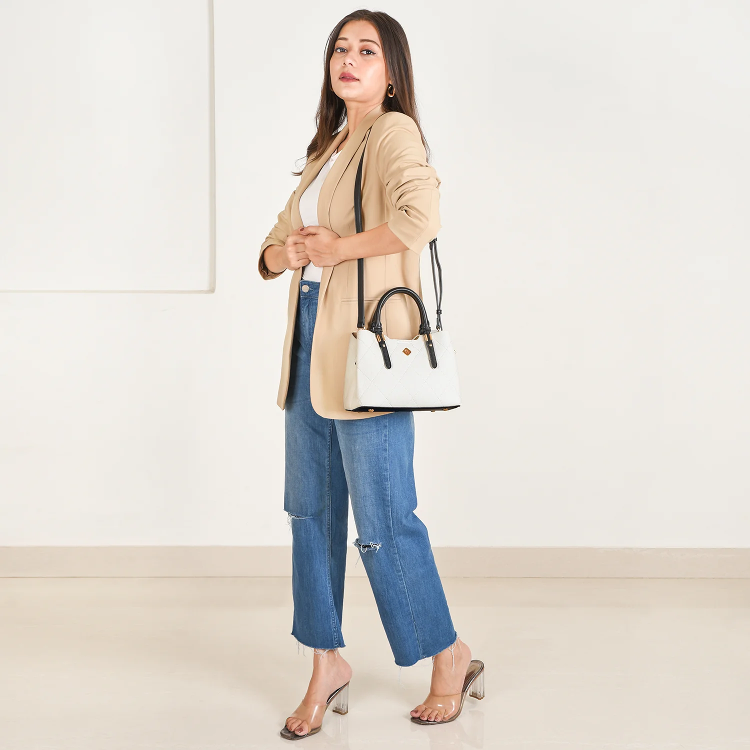 Luma Black And White Handbag - Image 13