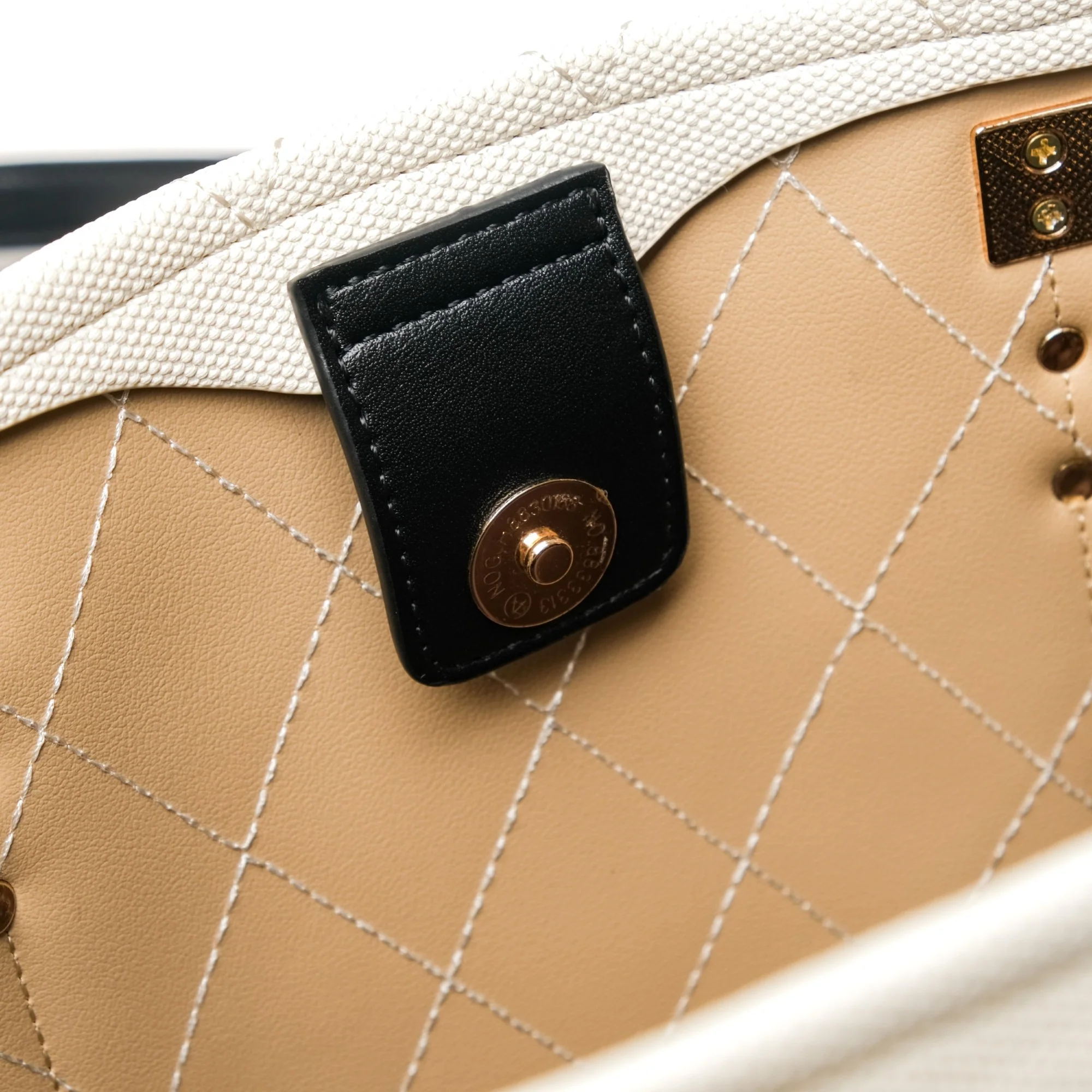 Luma Classic Tote Bag - Image 10