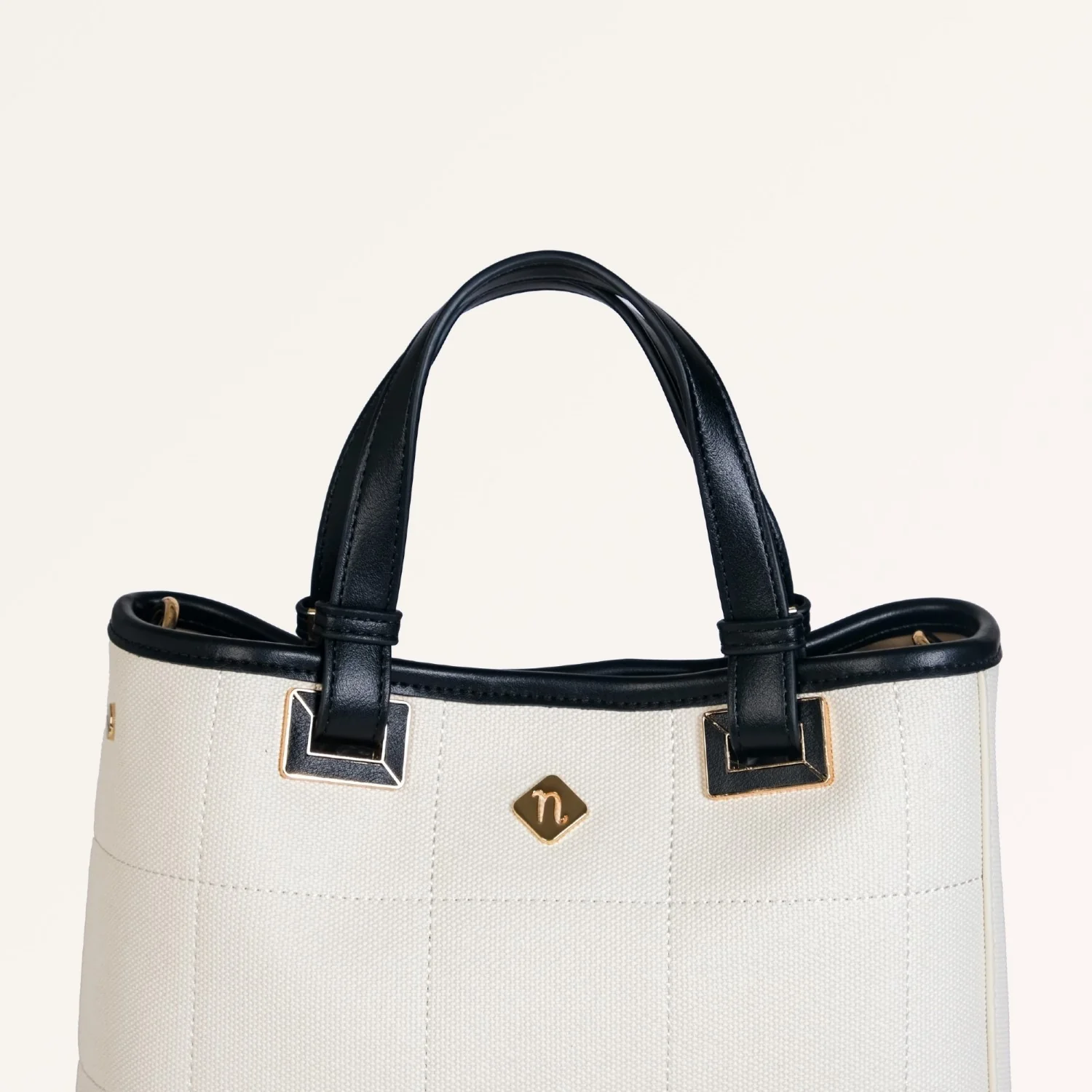 Luma Handbag With Sling Strap - Image 12