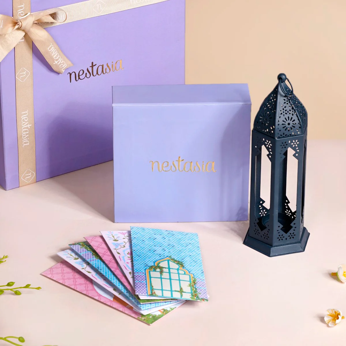 Luxe Gift Hamper Set Of 12 - Image 4