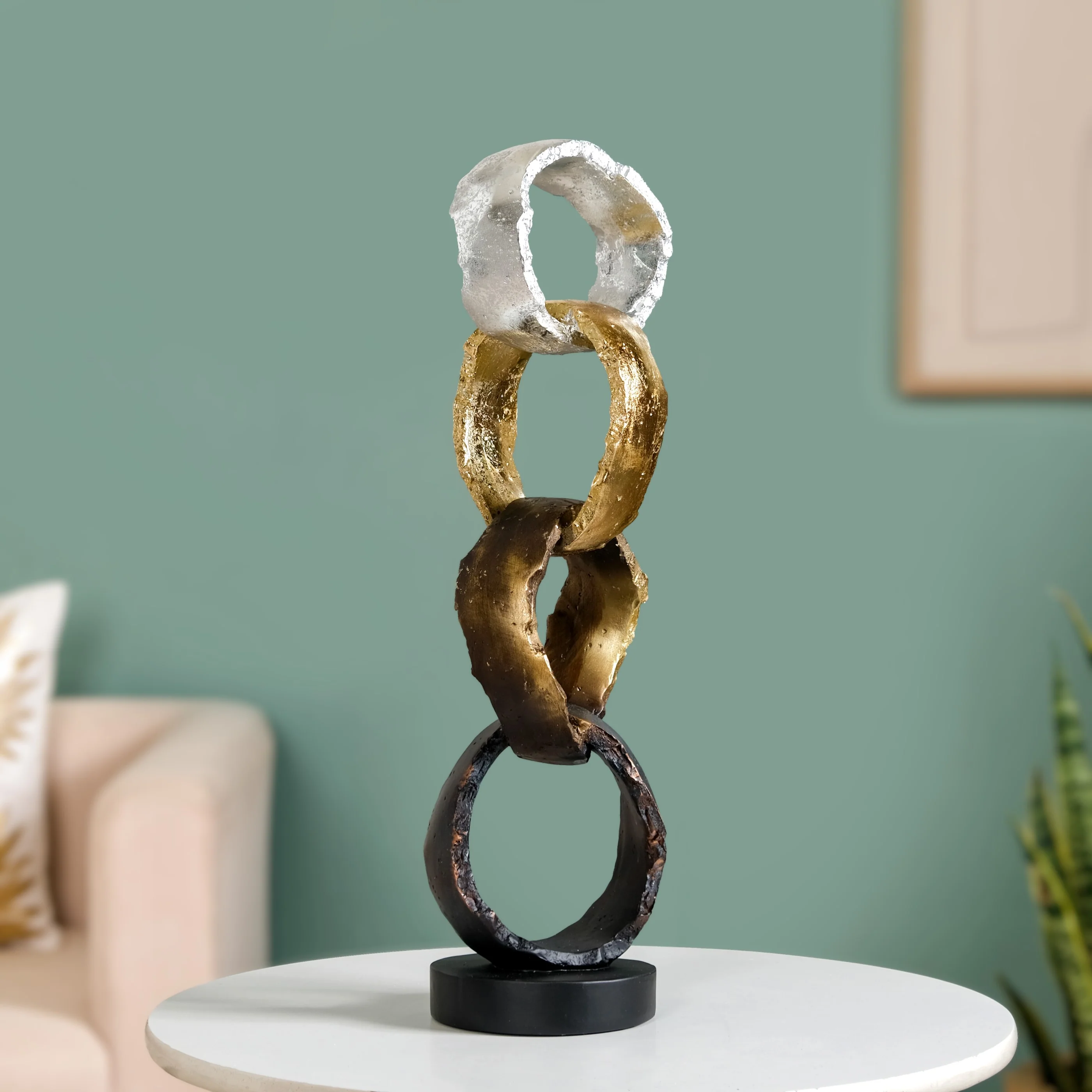 Luxe Linked Hoops Decor - Image 9