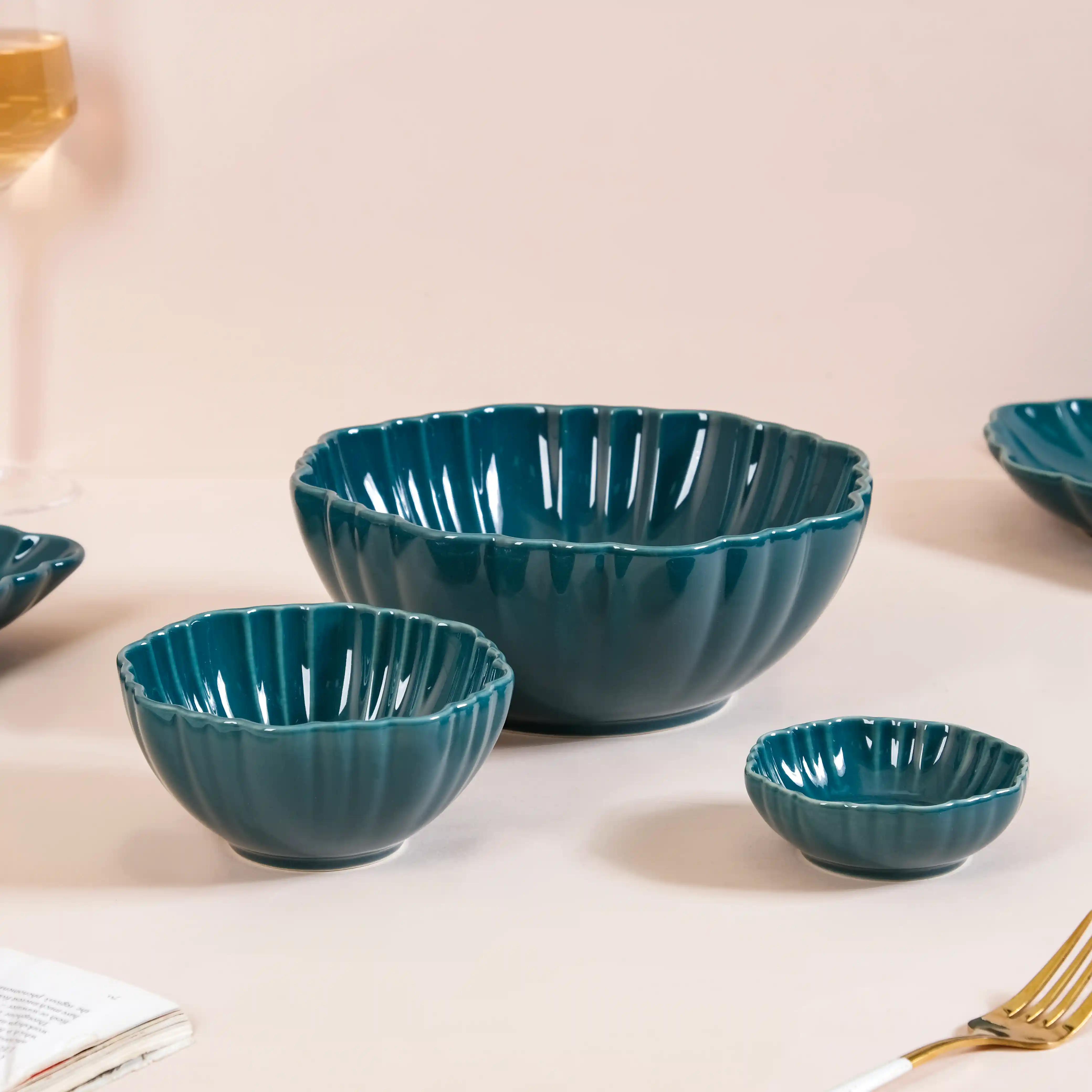 Luxe Moroccan 28-Piece Ceramic Dinnerware For 6 Dark Green - Image 4