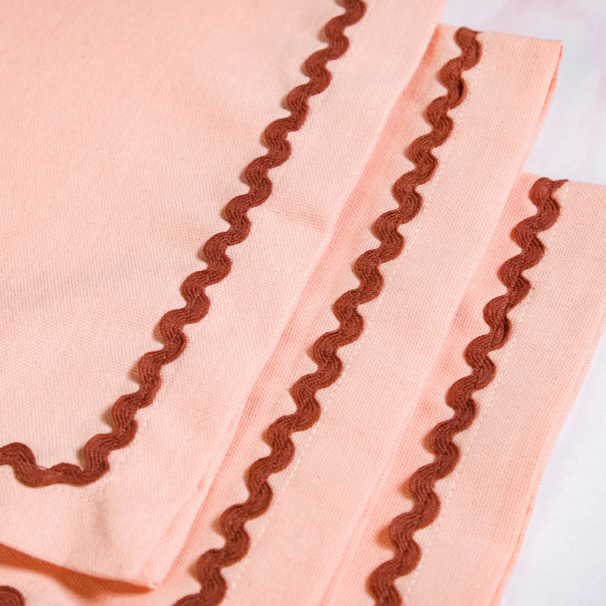 Madeline Peach Cotton Napkin Set Of 4 With Rick Rack - Image 5