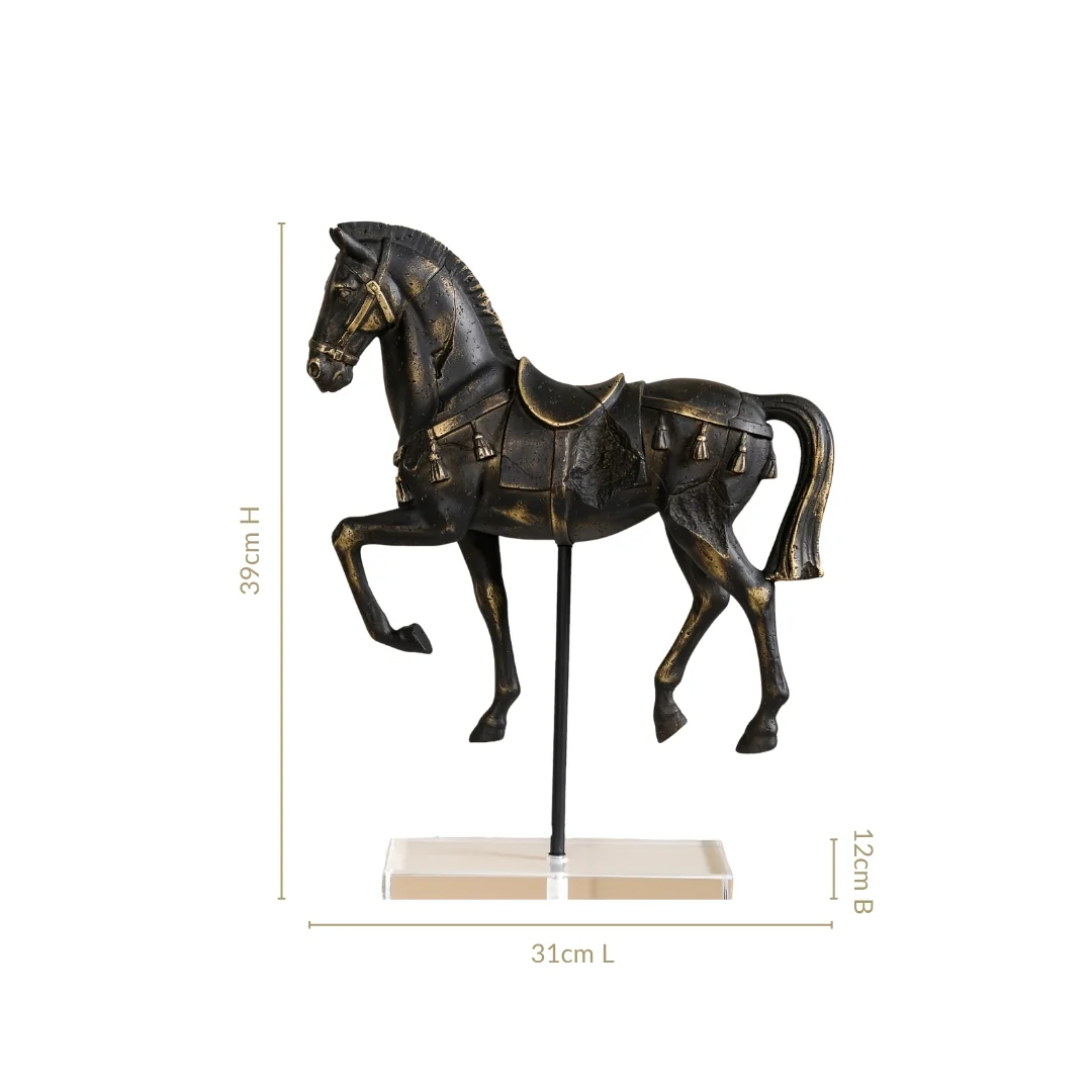 Majestic Horse Trot Showpiece - Image 4