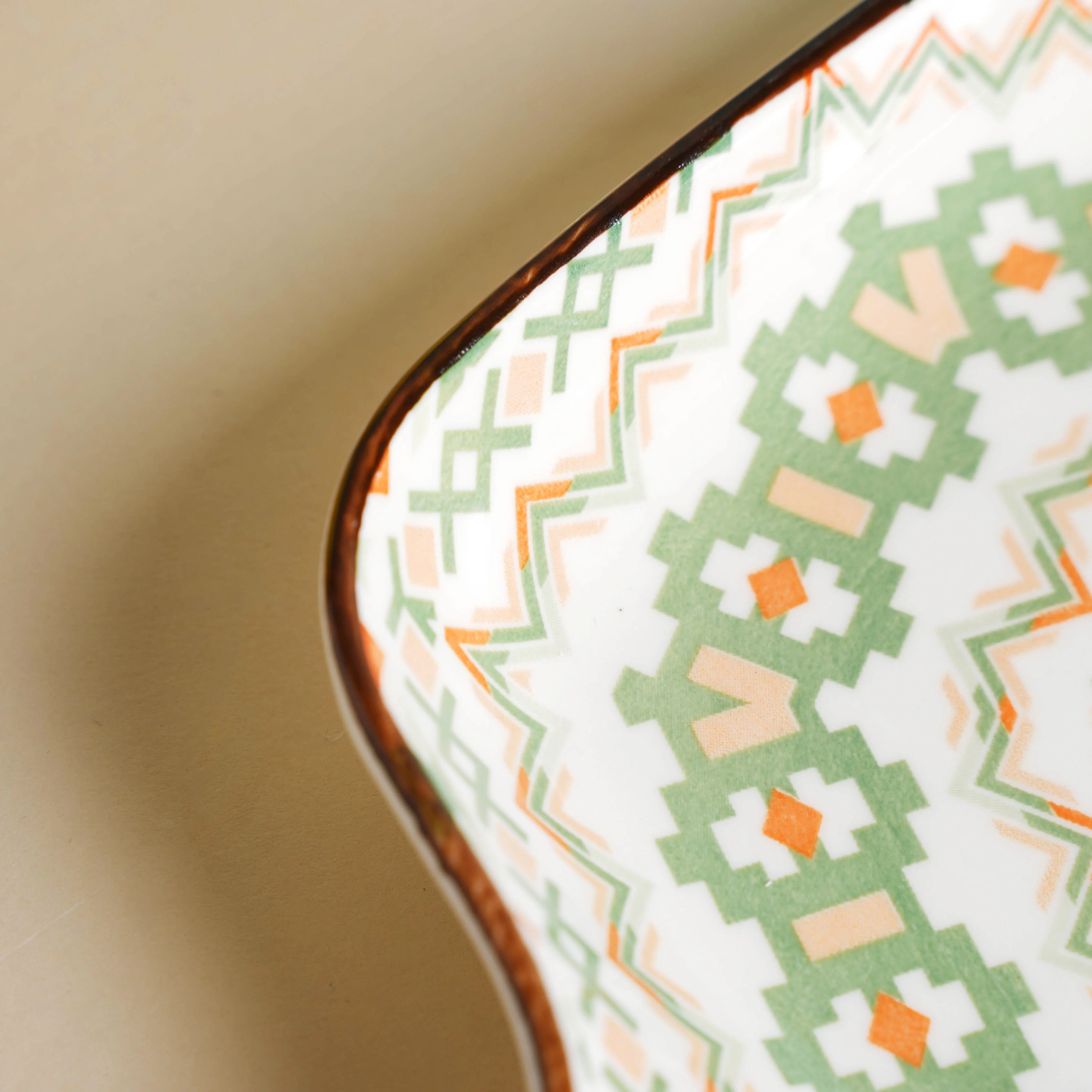 Mandala Green Criss-Cross Square Platter With Handle - Image 5