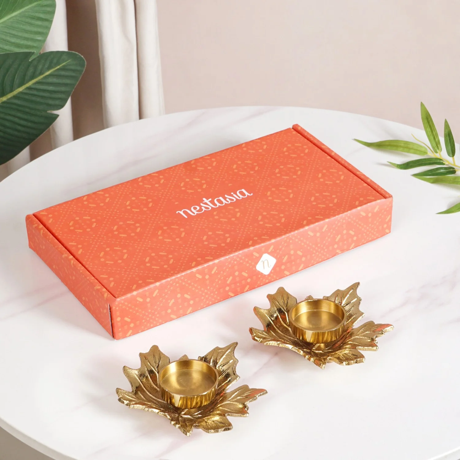 Maple Glow Aluminium Tealight Holder Set Of 2 In Festive Gift Box - Image 3