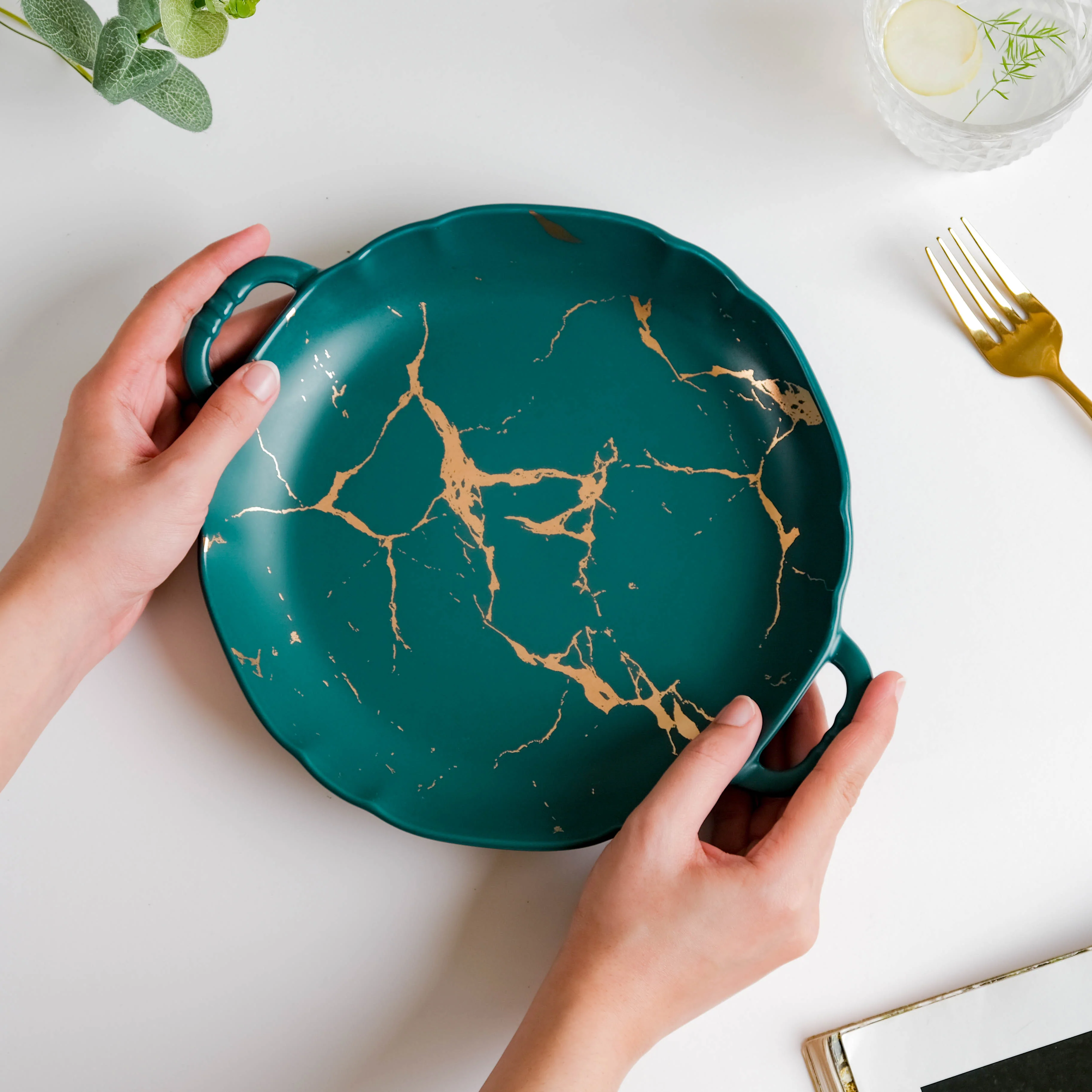 Marble Plate With Handles 8.5 Inch Green - Image 2