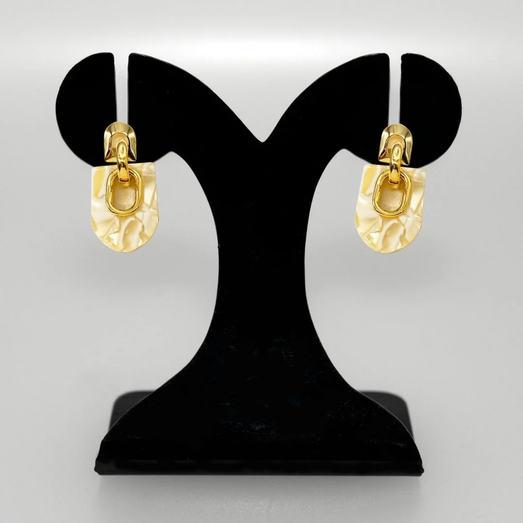 Marbled Arches Earrings White - Image 6