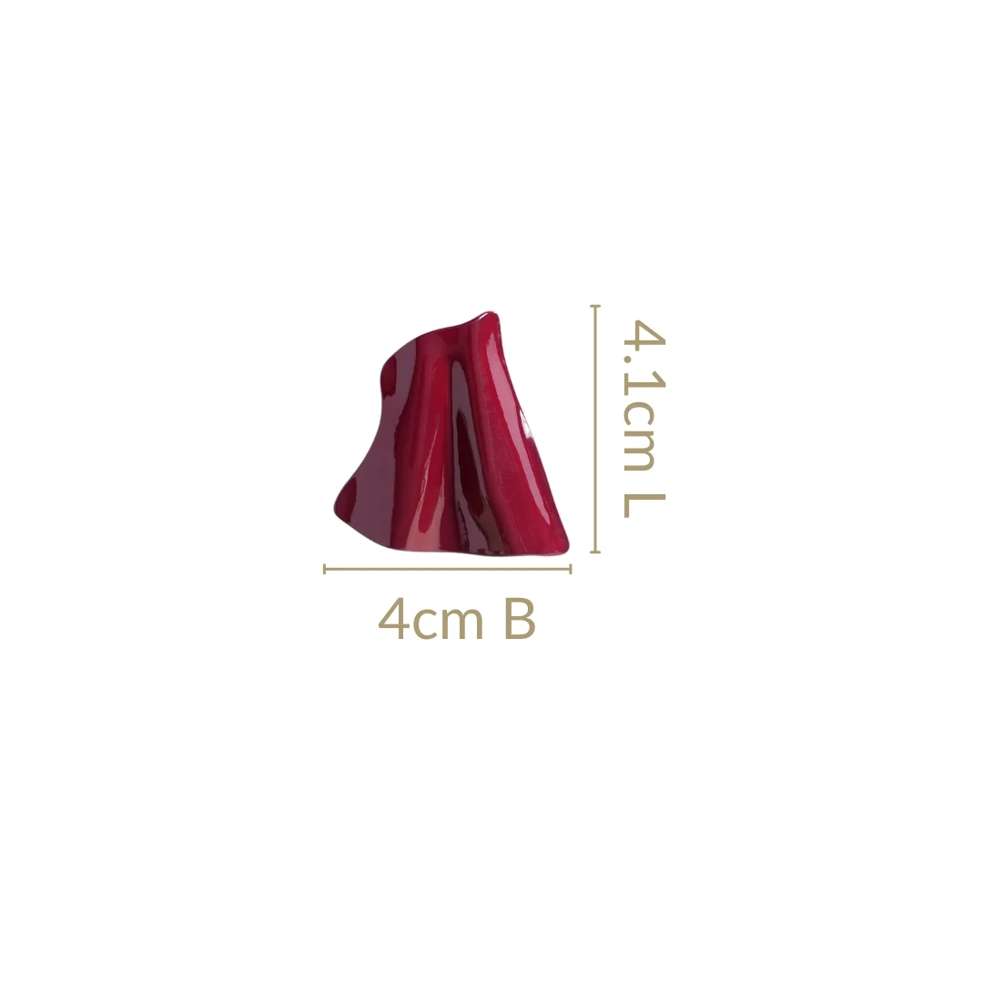 Maroon Textured Earrings - Image 3