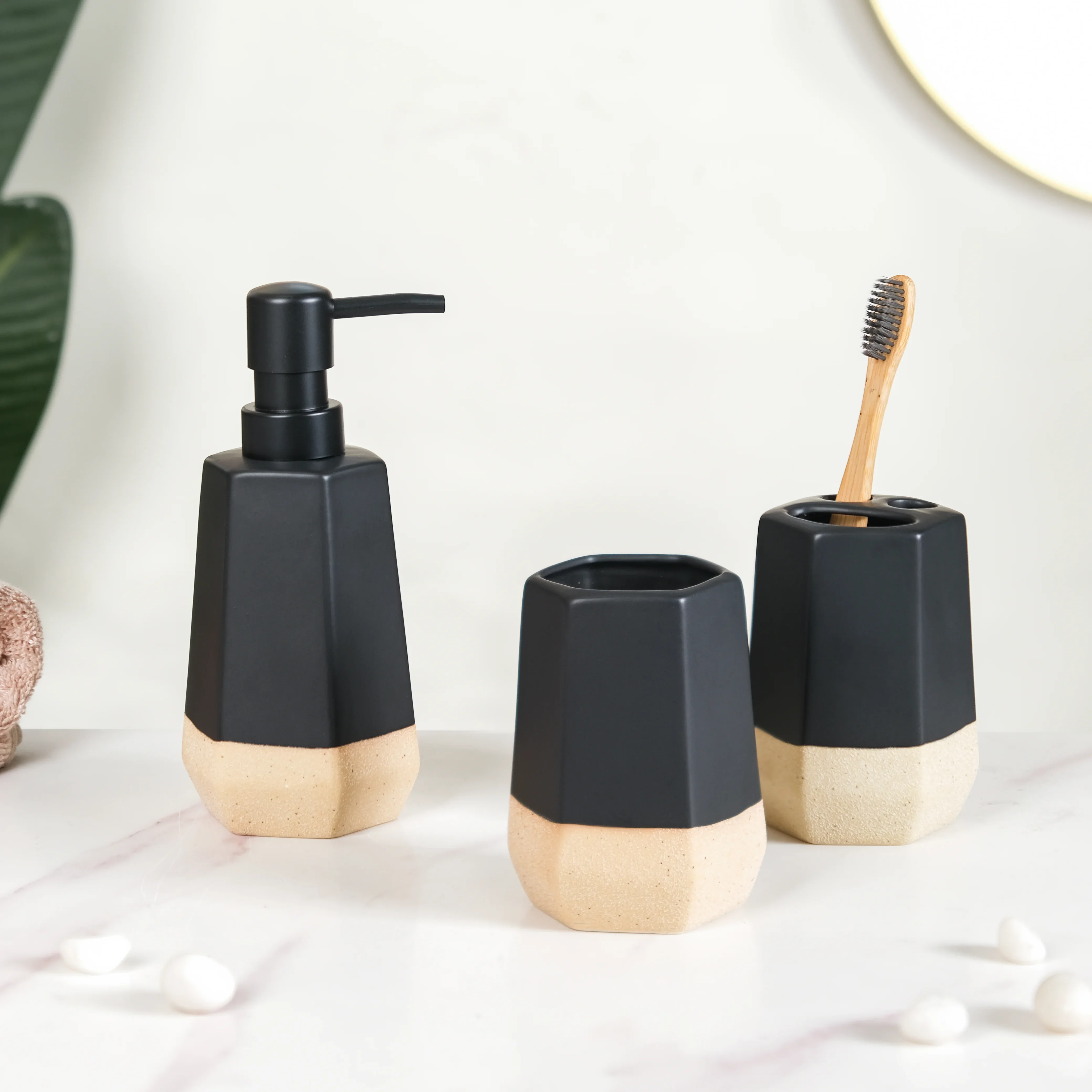 Matte Black Ceramic Bathroom Set Of 3 Dip Glazed - Image 2