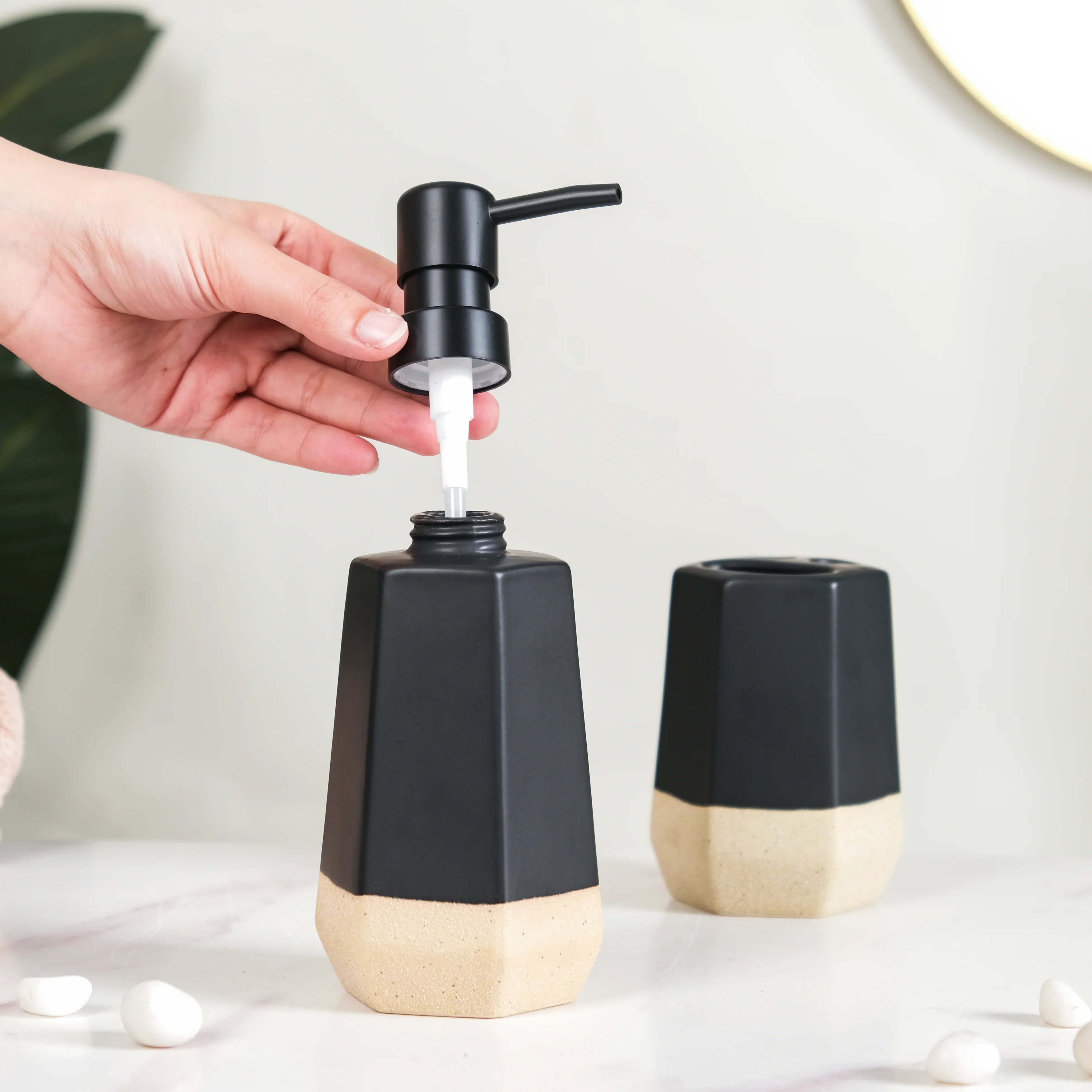 Matte Black Ceramic Bathroom Set Of 3 Dip Glazed - Image 9