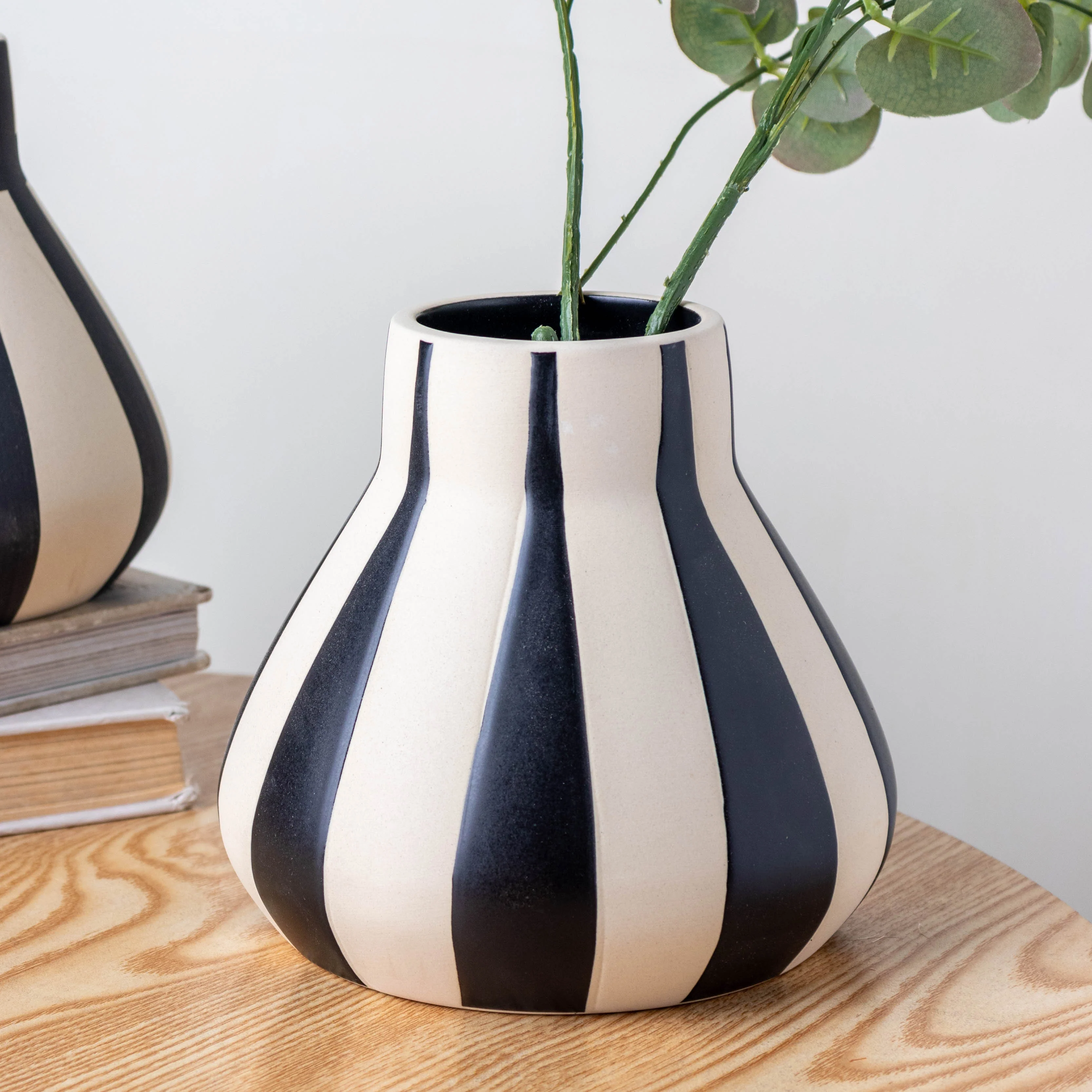 Matte Textured Vase - Image 12
