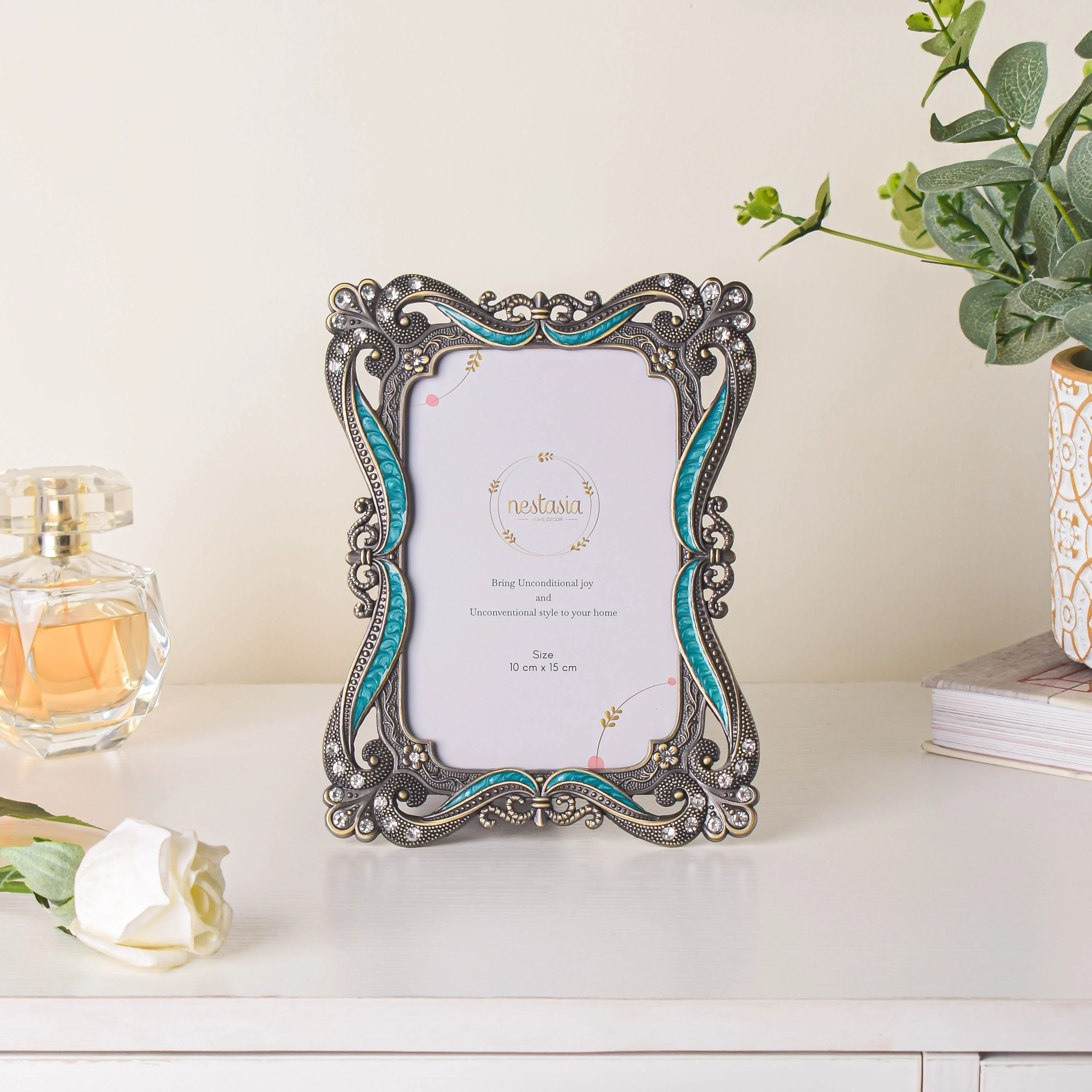 Memorabilia Photo Frame Medium