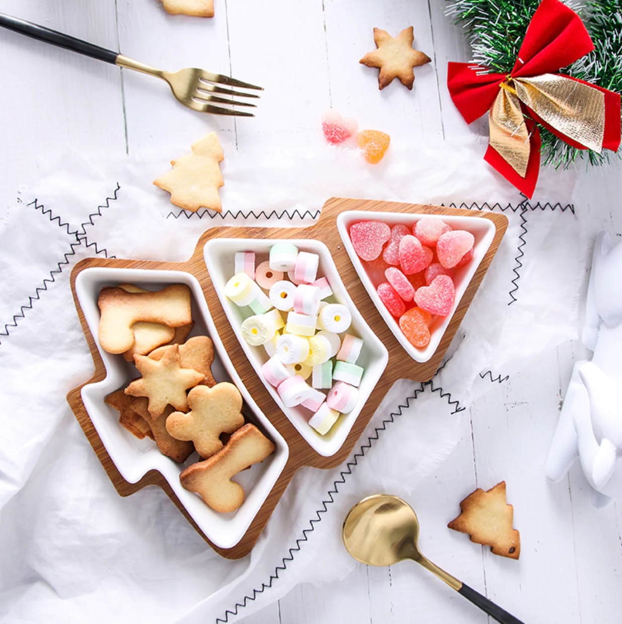 MERRY Christmas Tree Plate